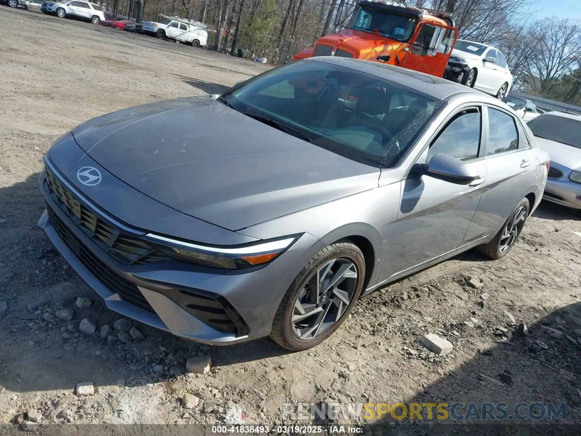 2 fotografías del automóvil dañado KMHLS4DG7RU807459 HYUNDAI ELANTRA 2024