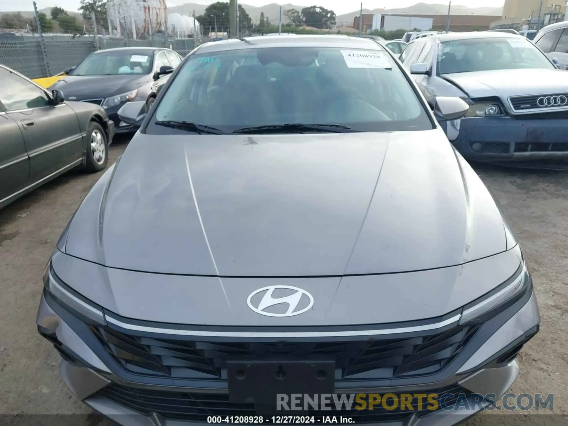 12 fotografías del automóvil dañado KMHLS4DG8RU673139 HYUNDAI ELANTRA 2024
