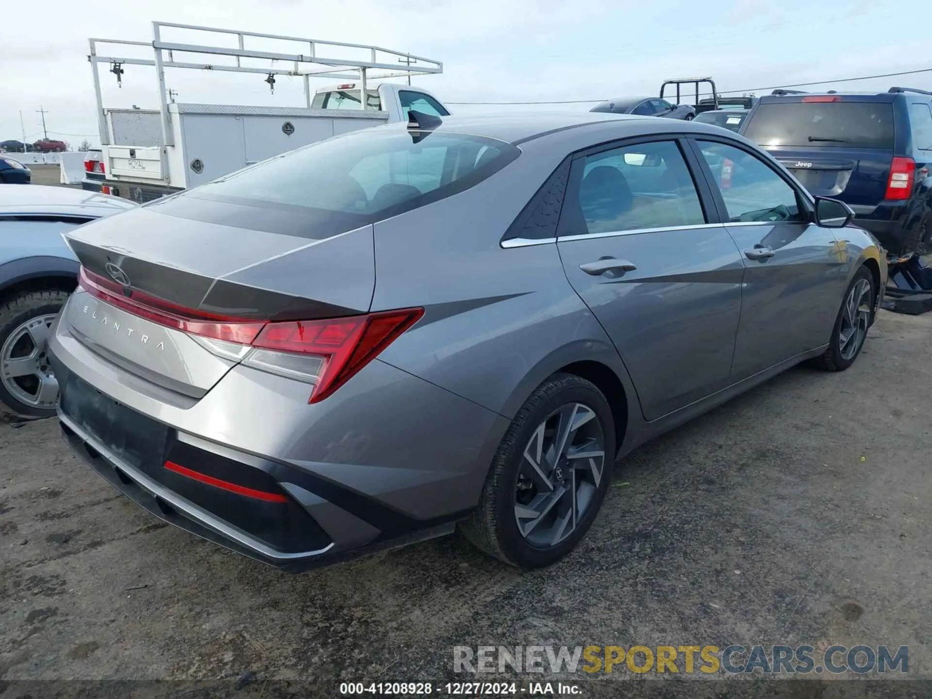 4 fotografías del automóvil dañado KMHLS4DG8RU673139 HYUNDAI ELANTRA 2024