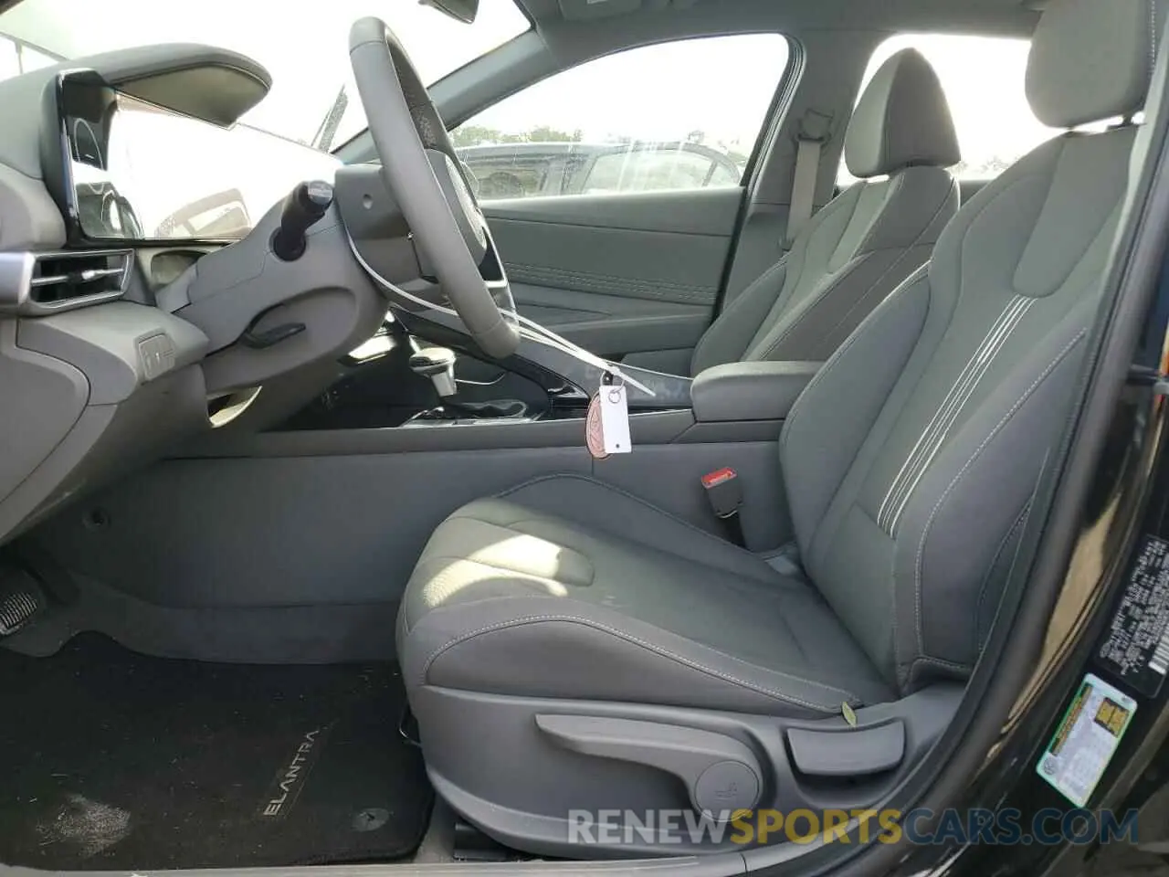 7 fotografías del automóvil dañado KMHLS4DGXRU707971 HYUNDAI ELANTRA 2024