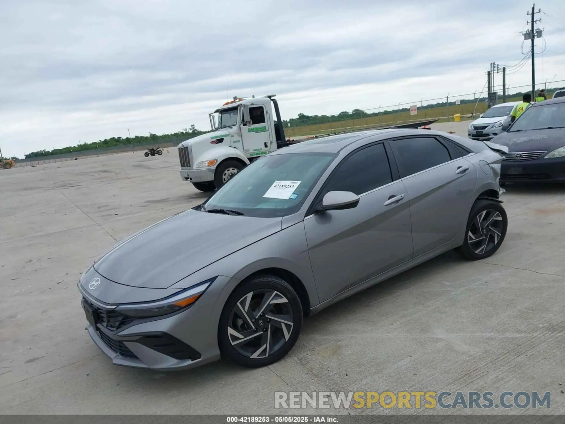 2 fotografías del automóvil dañado KMHLS4DGXRU717514 HYUNDAI ELANTRA 2024