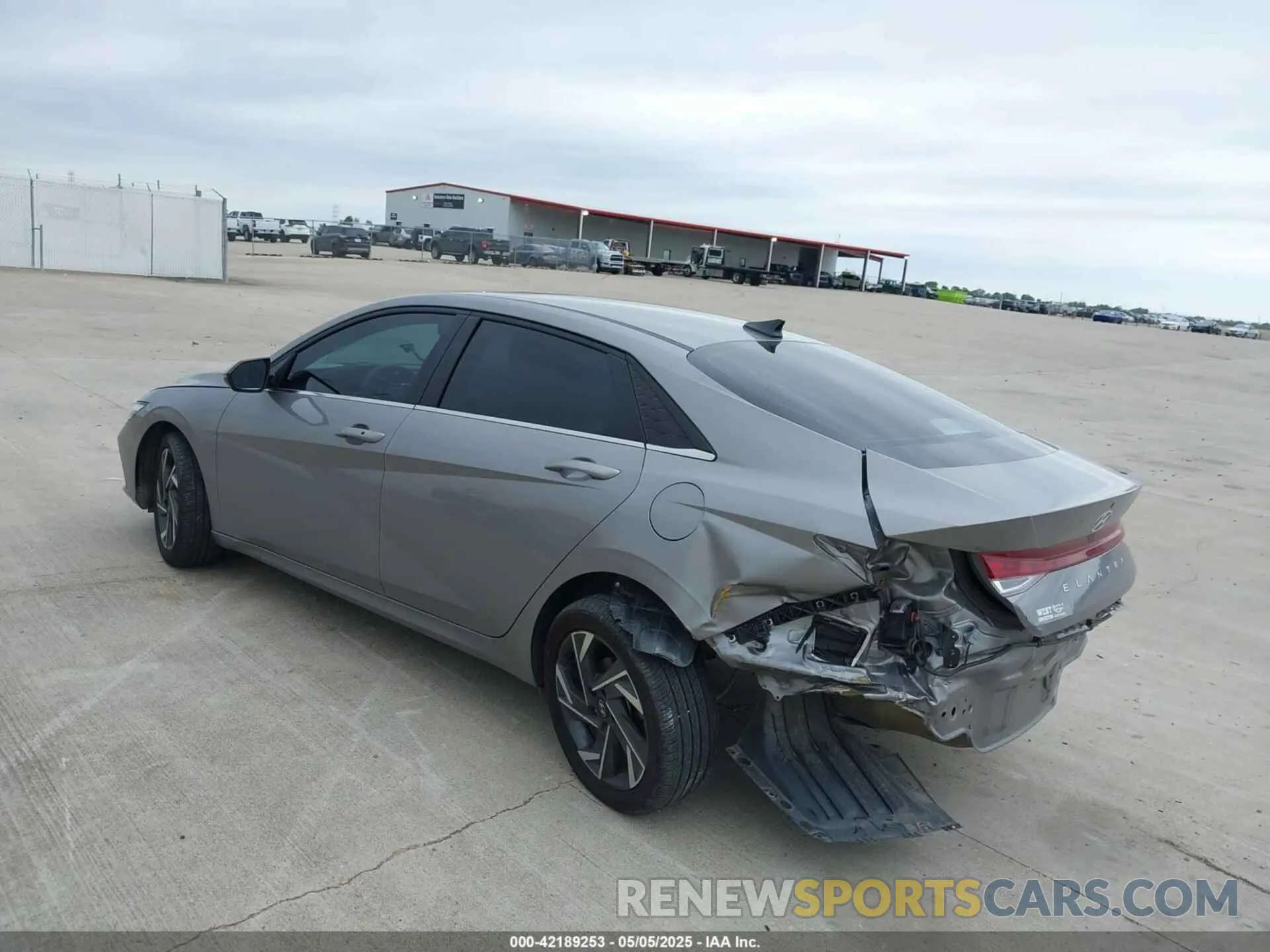 3 fotografías del automóvil dañado KMHLS4DGXRU717514 HYUNDAI ELANTRA 2024