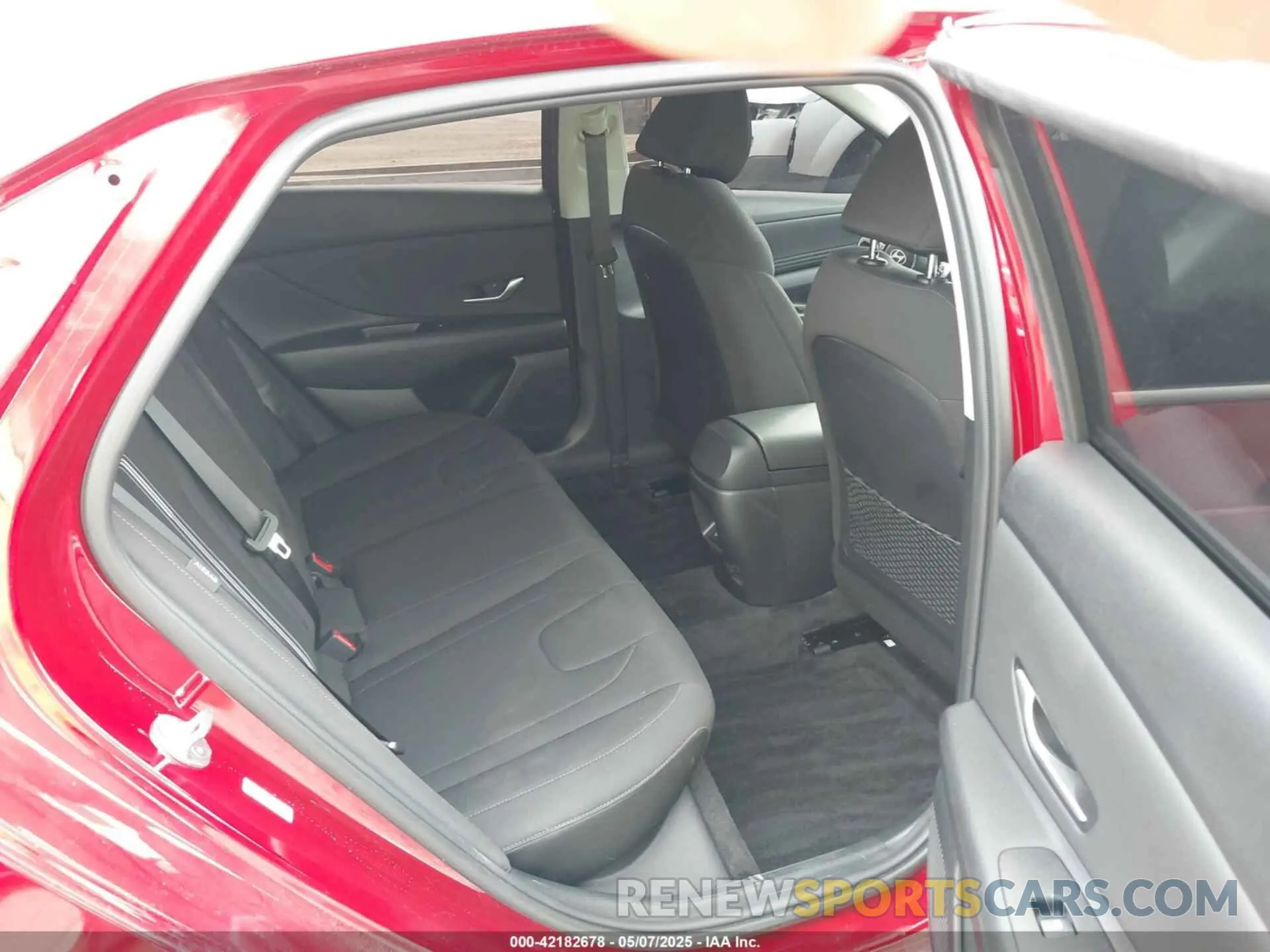 8 fotografías del automóvil dañado KMHLS4DGXRU787577 HYUNDAI ELANTRA 2024