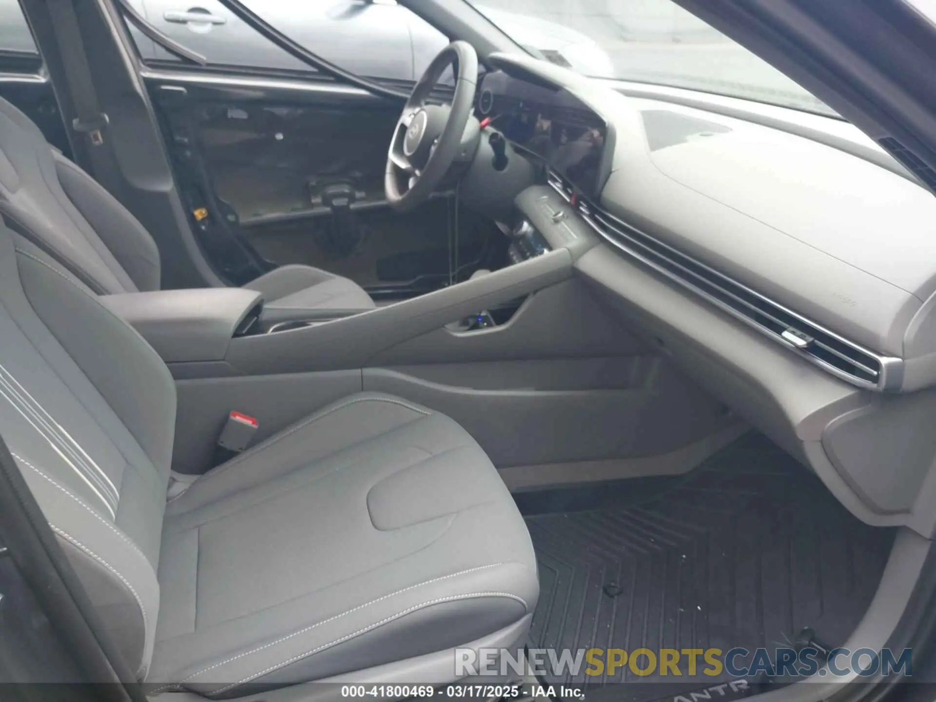 5 fotografías del automóvil dañado KMHLS4DGXRU809075 HYUNDAI ELANTRA 2024