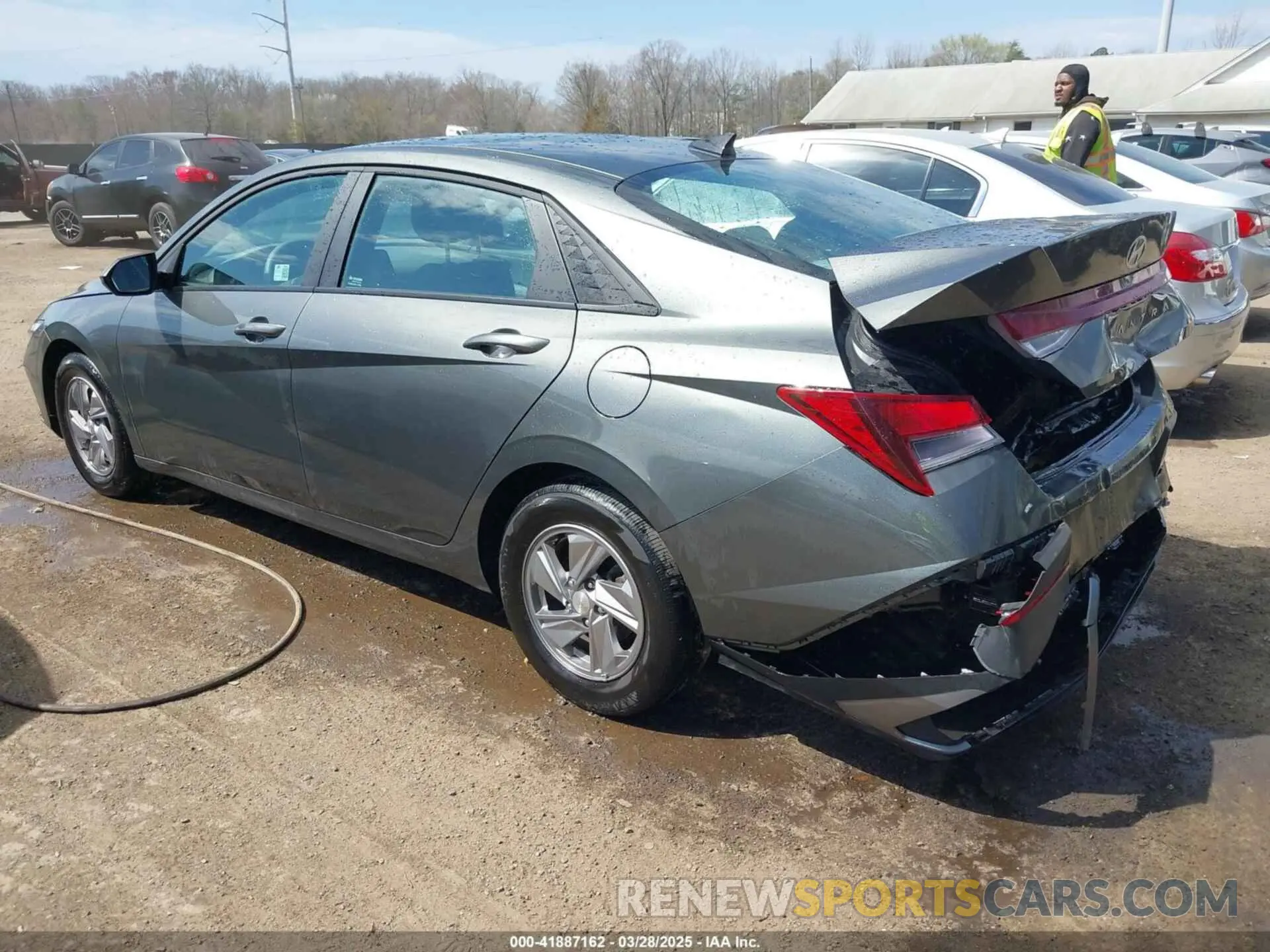 3 fotografías del automóvil dañado KMHLL4DG0SU855615 HYUNDAI ELANTRA 2025