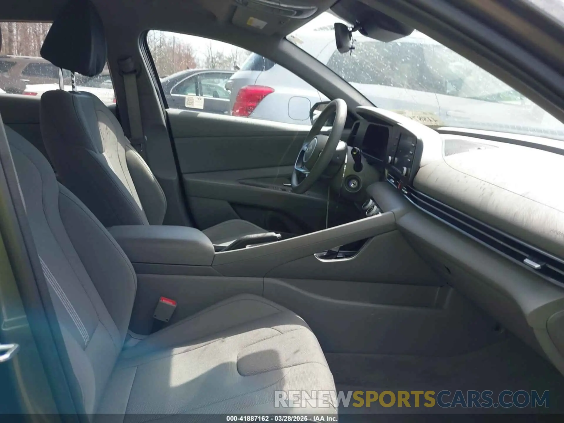 5 fotografías del automóvil dañado KMHLL4DG0SU855615 HYUNDAI ELANTRA 2025