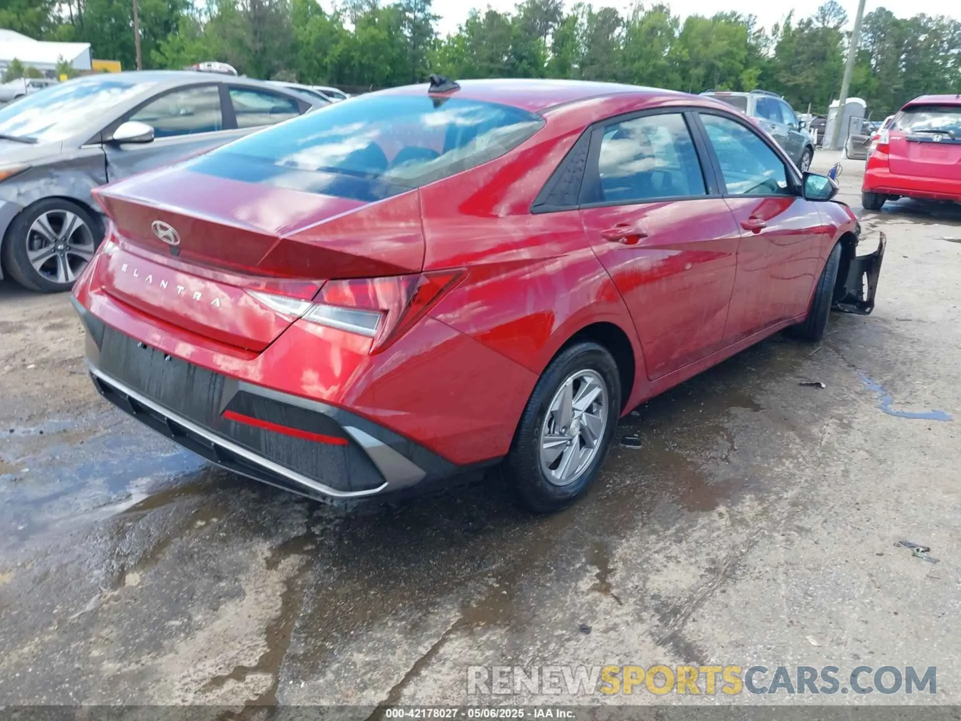 4 fotografías del automóvil dañado KMHLL4DG0SU867716 HYUNDAI ELANTRA 2025