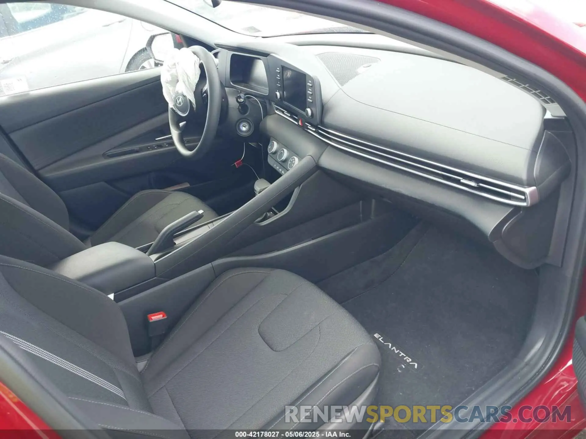 5 fotografías del automóvil dañado KMHLL4DG0SU867716 HYUNDAI ELANTRA 2025