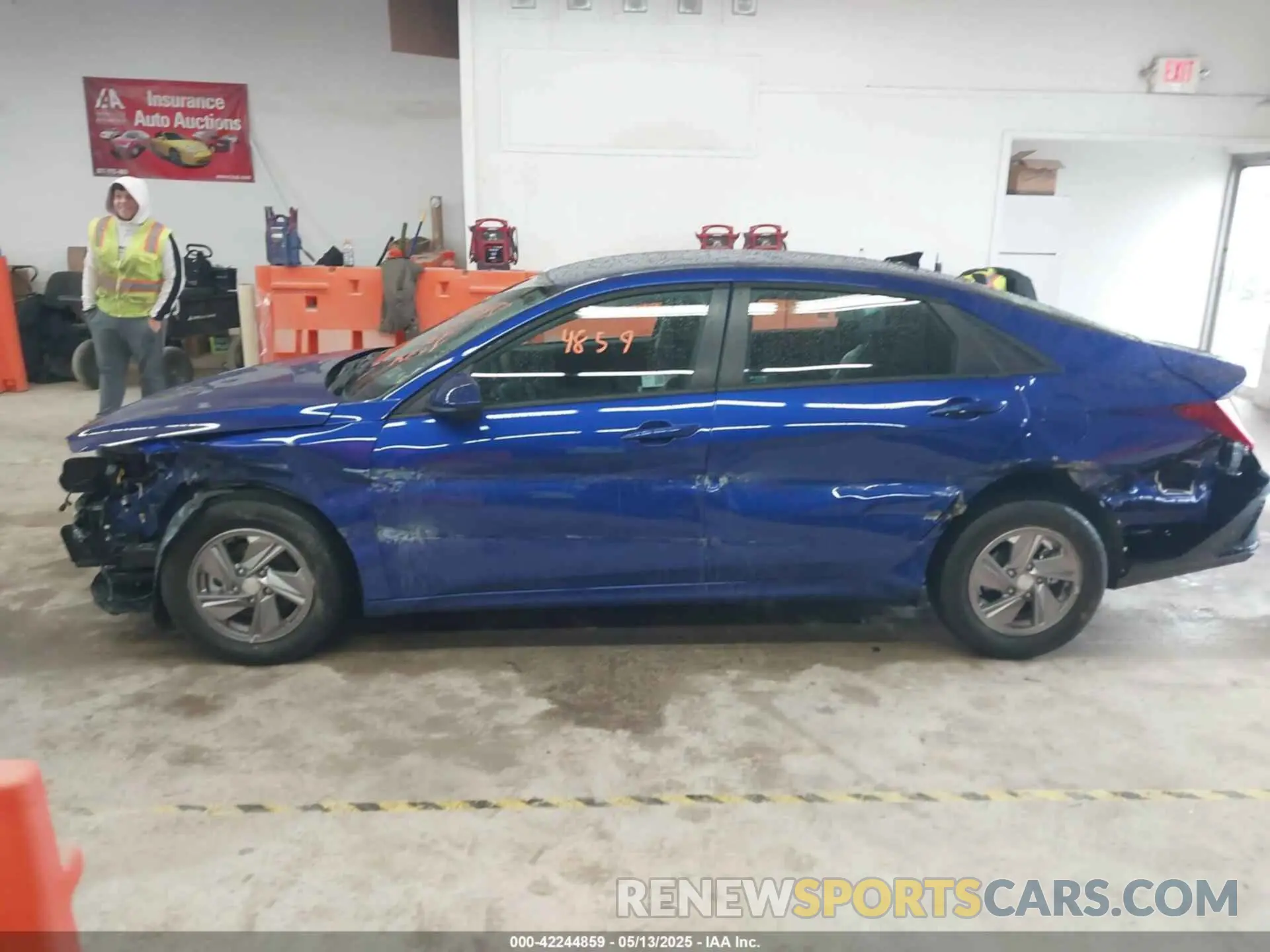 14 fotografías del automóvil dañado KMHLL4DG0SU955293 HYUNDAI ELANTRA 2025