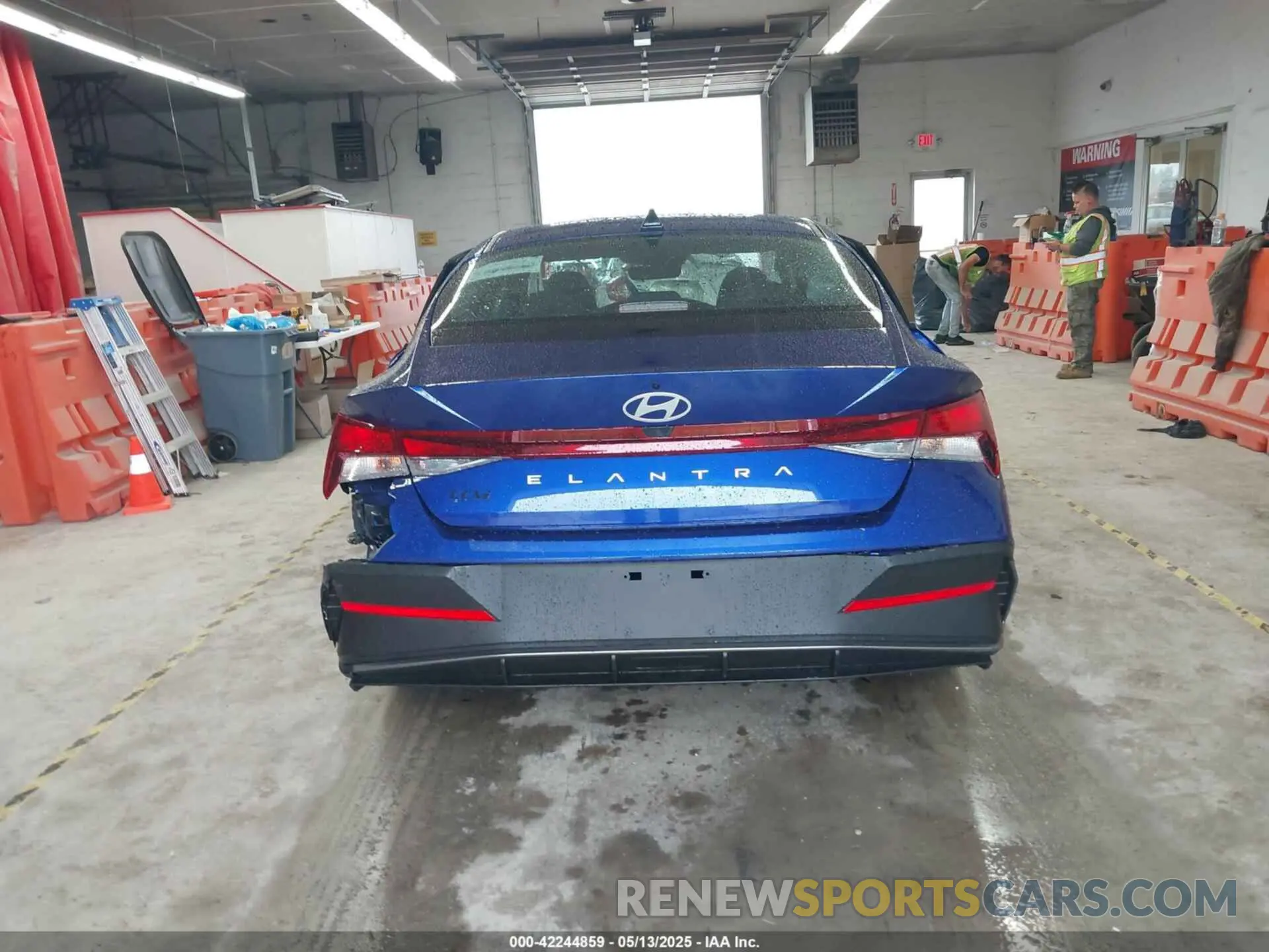 16 fotografías del automóvil dañado KMHLL4DG0SU955293 HYUNDAI ELANTRA 2025