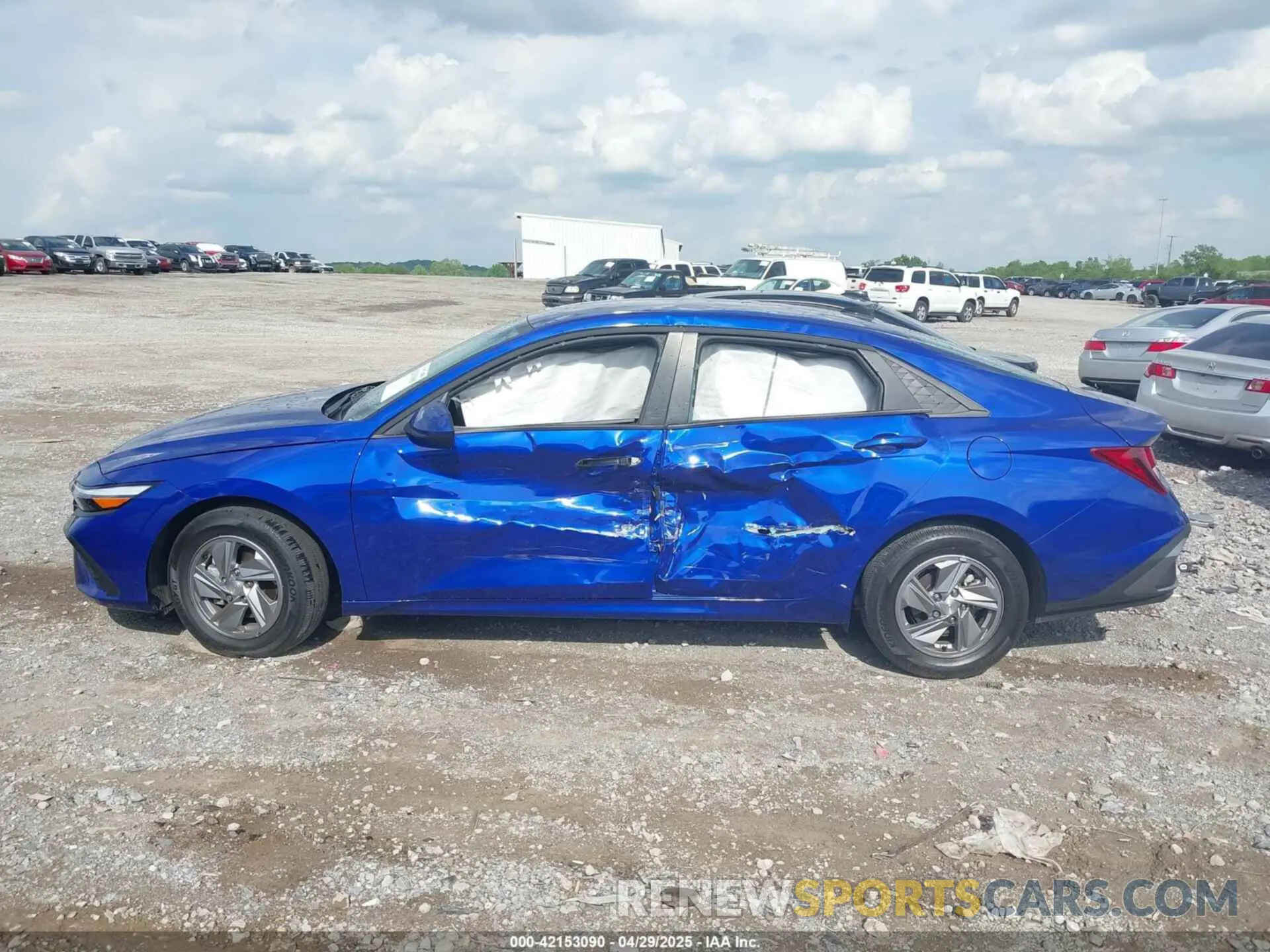 14 fotografías del automóvil dañado KMHLL4DG1SU859513 HYUNDAI ELANTRA 2025