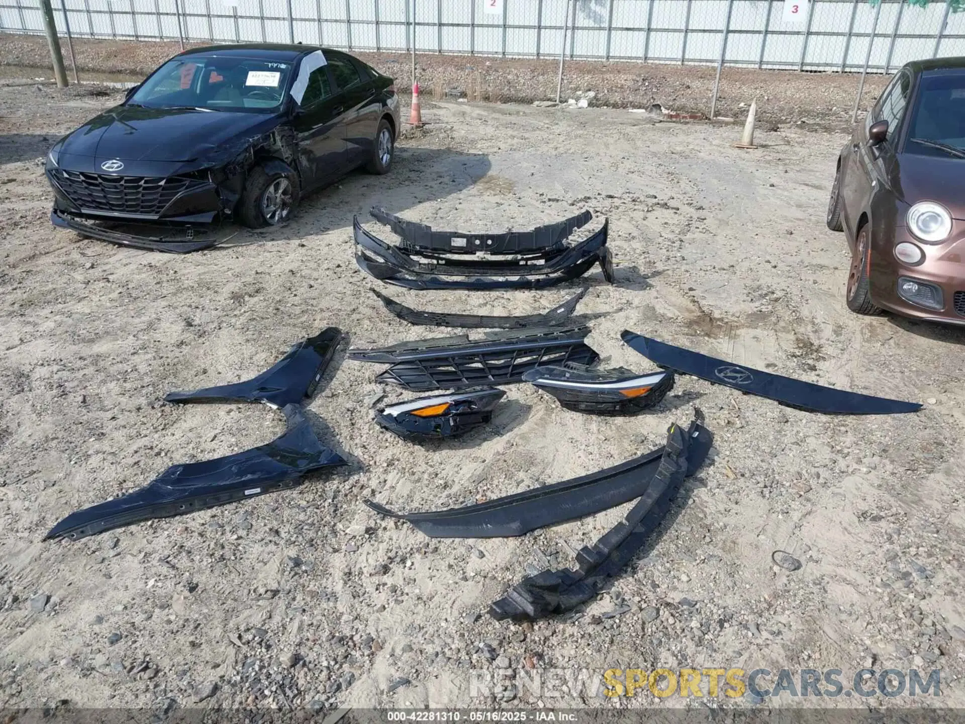 12 fotografías del automóvil dañado KMHLL4DG3SU887202 HYUNDAI ELANTRA 2025
