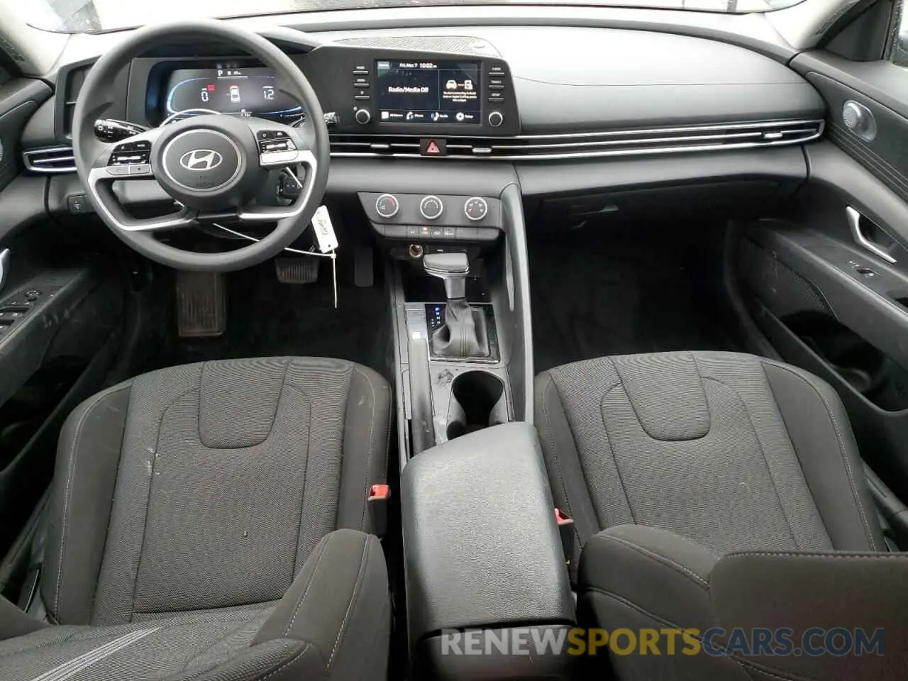 8 fotografías del automóvil dañado KMHLL4DG3SU888690 HYUNDAI ELANTRA 2025