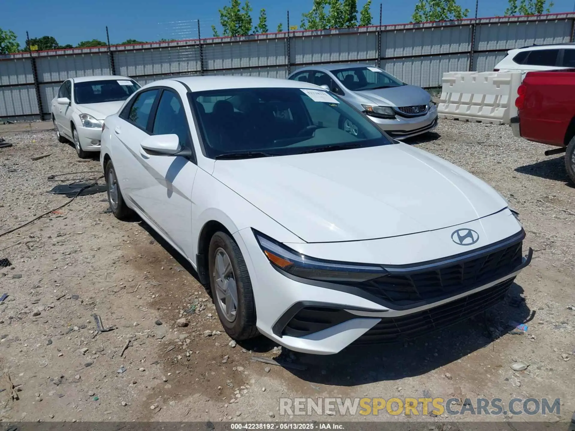 1 fotografías del automóvil dañado KMHLL4DG4SU876113 HYUNDAI ELANTRA 2025