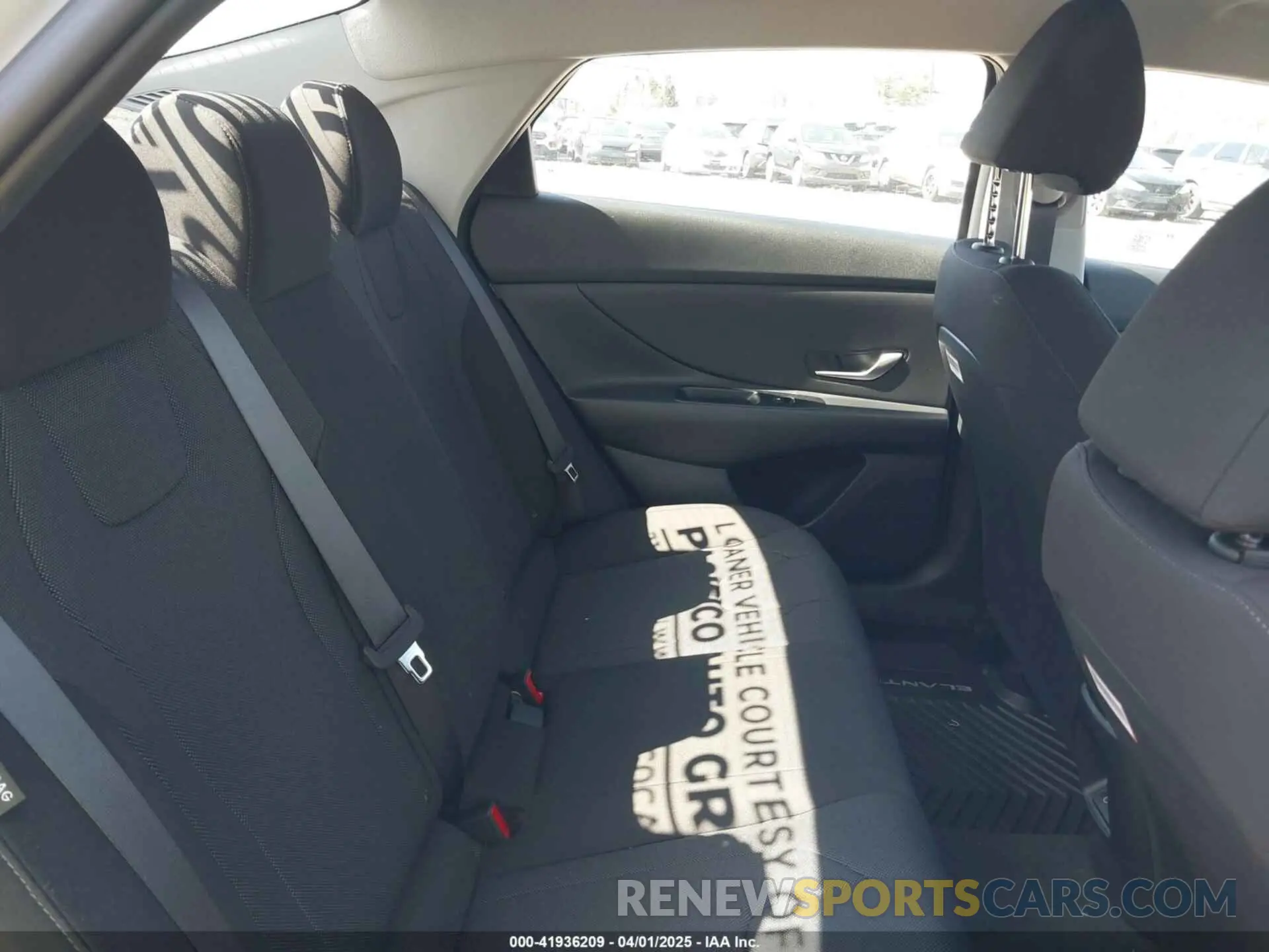 8 fotografías del automóvil dañado KMHLL4DG4SU897222 HYUNDAI ELANTRA 2025