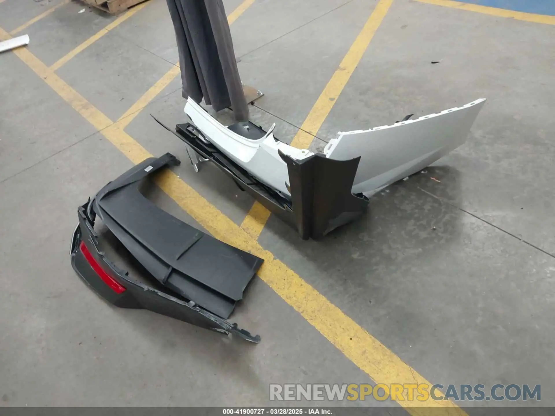 12 fotografías del automóvil dañado KMHLL4DG5SU913590 HYUNDAI ELANTRA 2025