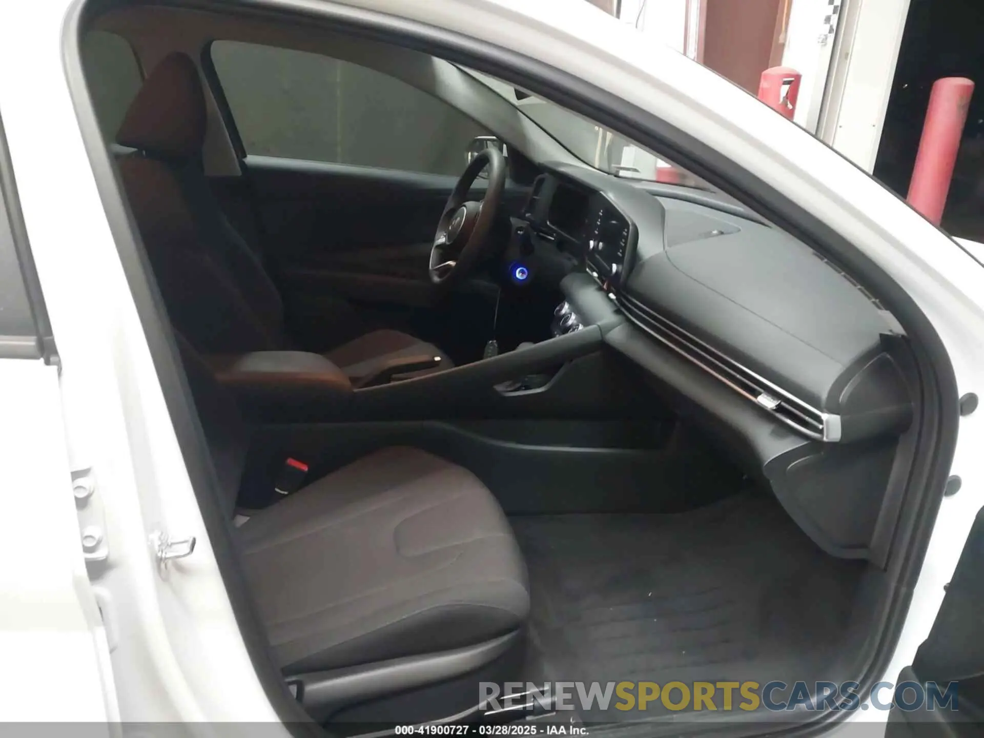 5 fotografías del automóvil dañado KMHLL4DG5SU913590 HYUNDAI ELANTRA 2025
