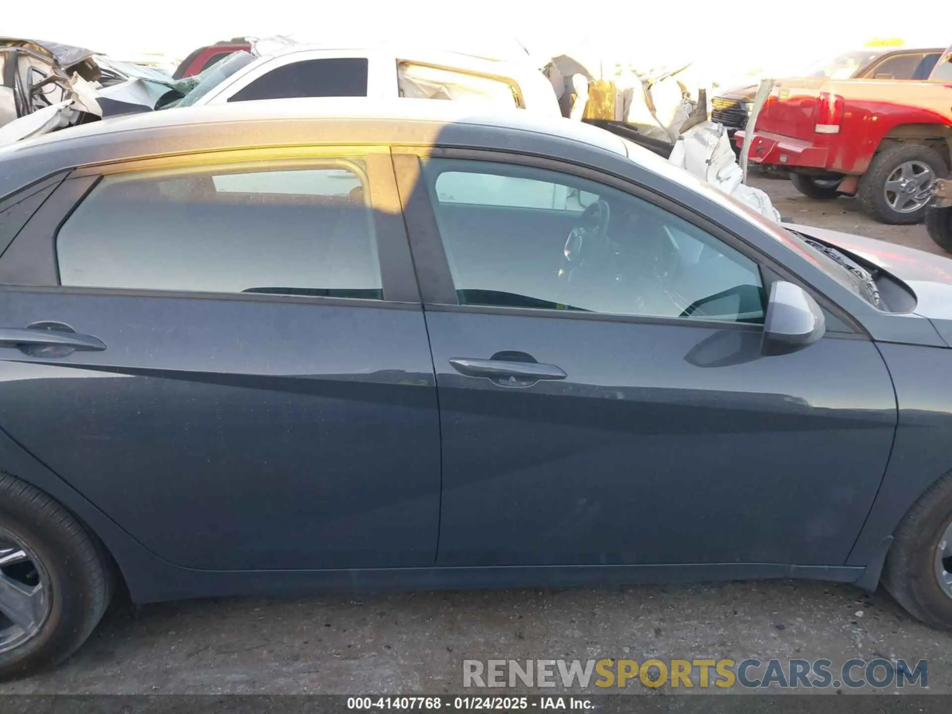 14 fotografías del automóvil dañado KMHLL4DGXSU918042 HYUNDAI ELANTRA 2025