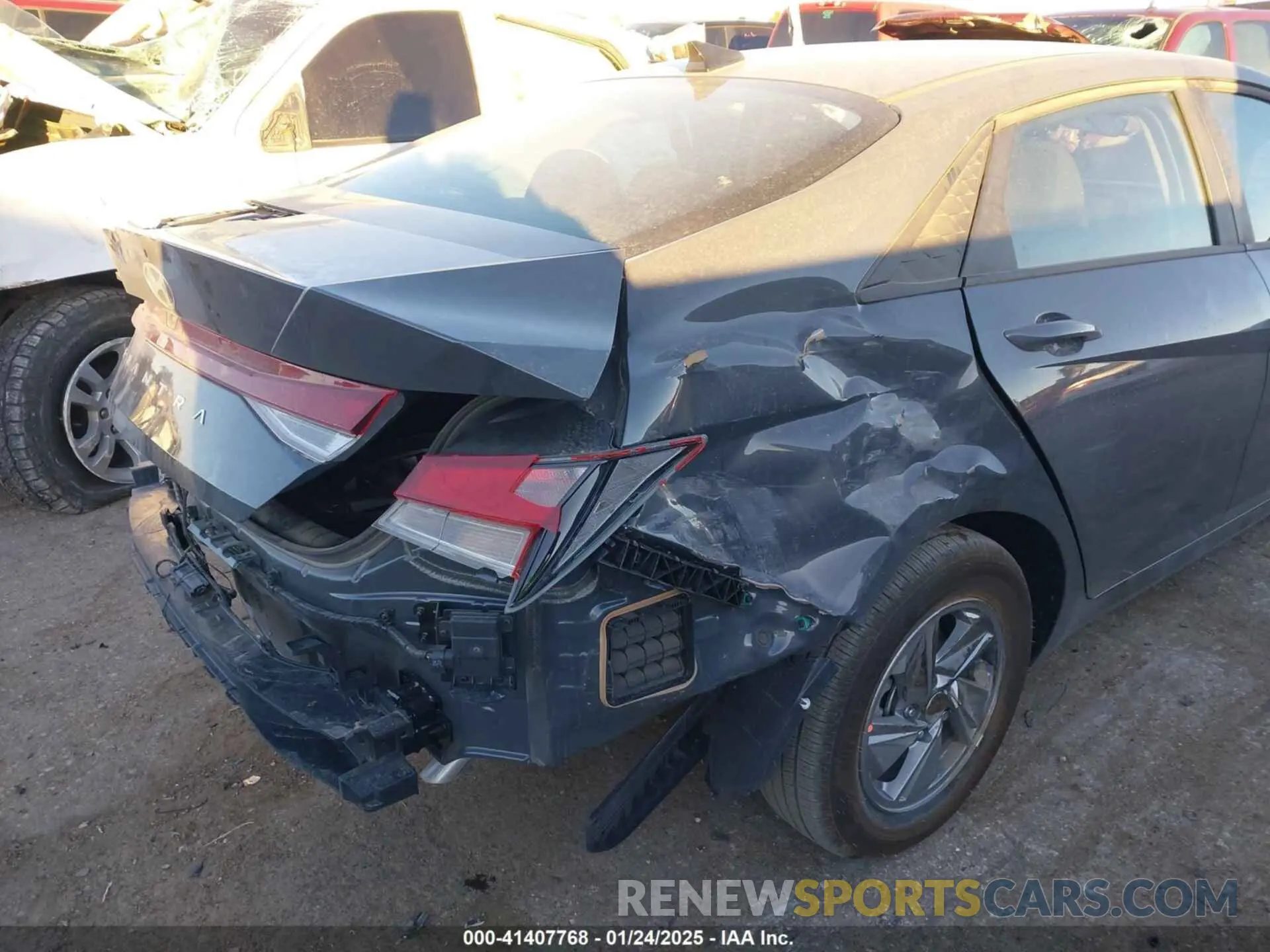 6 fotografías del automóvil dañado KMHLL4DGXSU918042 HYUNDAI ELANTRA 2025