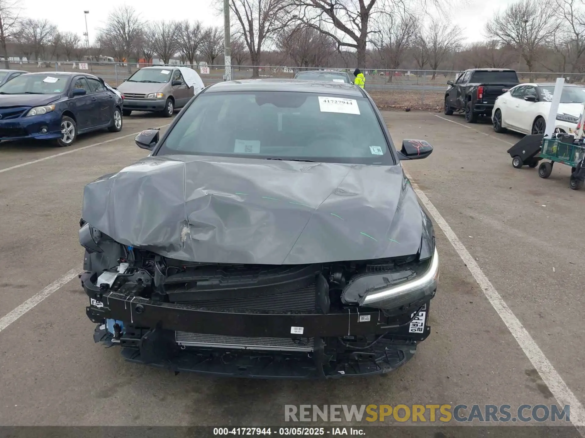 12 fotografías del automóvil dañado KMHLM4DG0SU900775 HYUNDAI ELANTRA 2025