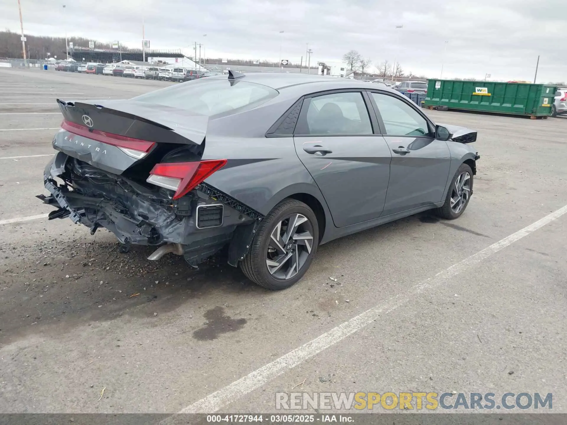 4 fotografías del automóvil dañado KMHLM4DG0SU900775 HYUNDAI ELANTRA 2025