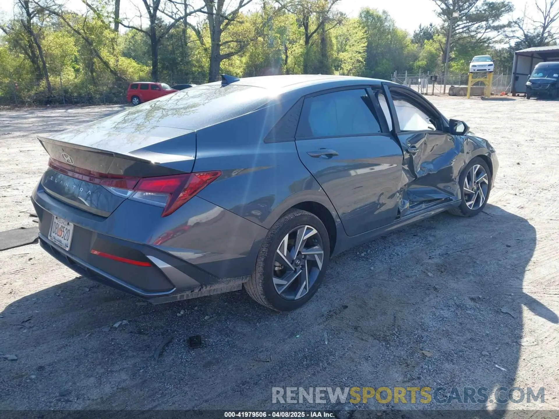 4 fotografías del automóvil dañado KMHLM4DG1SU872002 HYUNDAI ELANTRA 2025