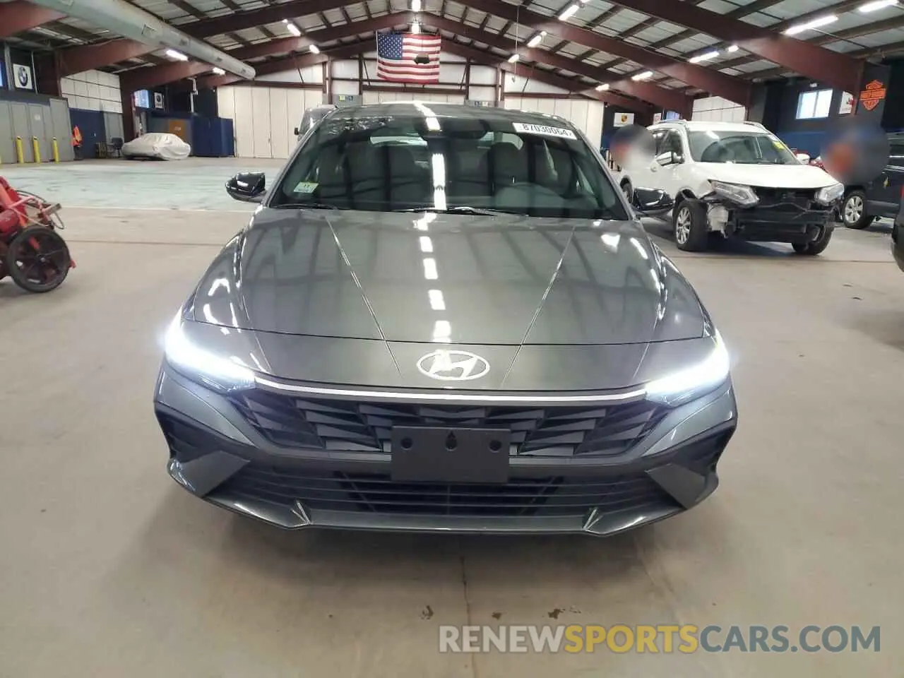 5 fotografías del automóvil dañado KMHLM4DG2SU873806 HYUNDAI ELANTRA 2025
