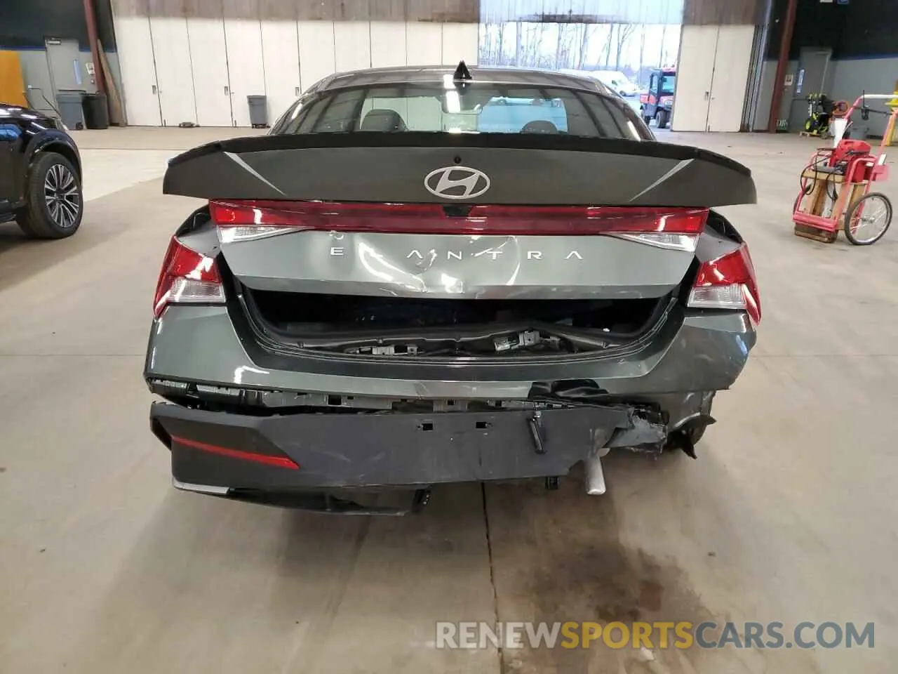 6 fotografías del automóvil dañado KMHLM4DG2SU873806 HYUNDAI ELANTRA 2025