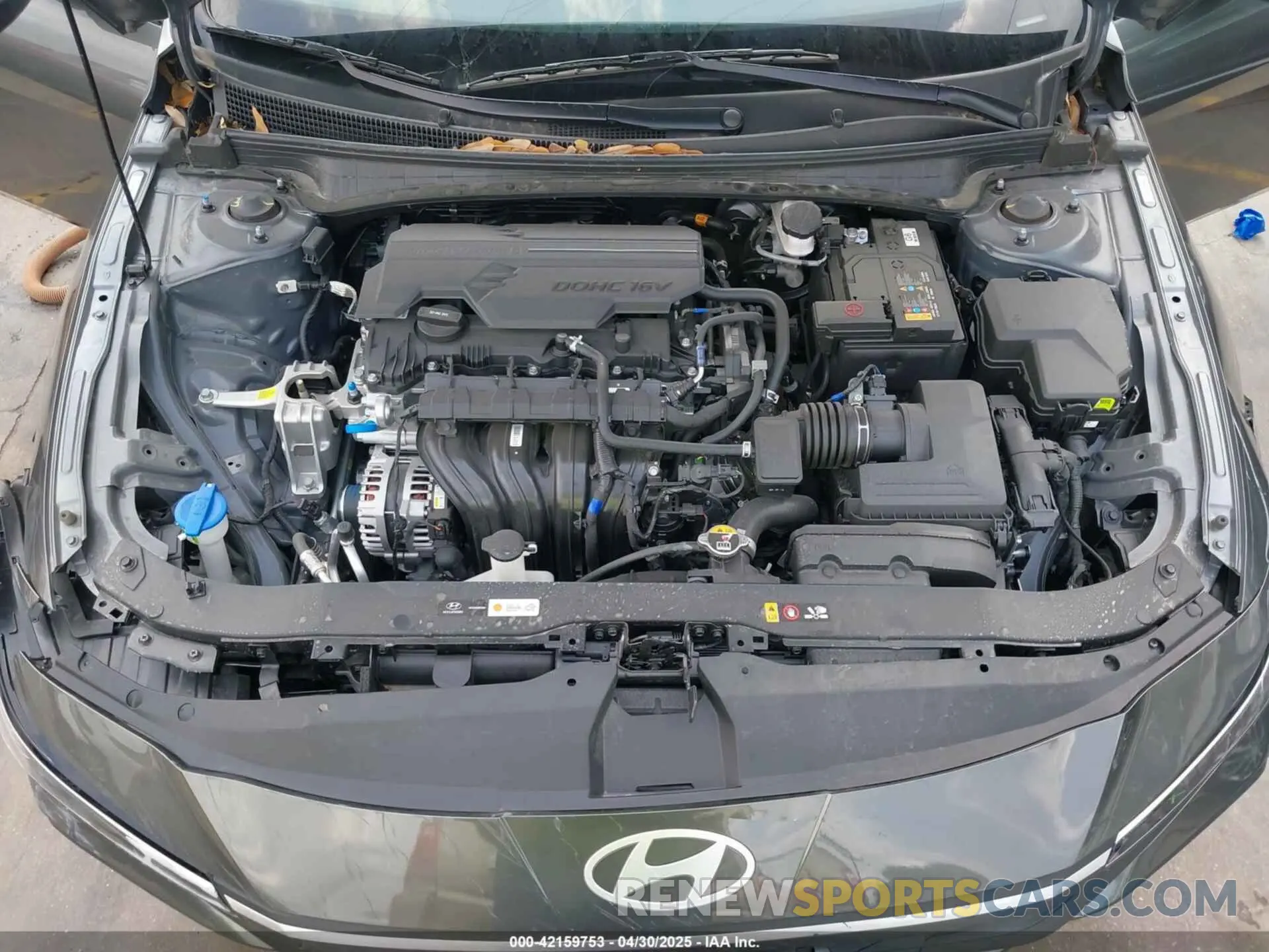 10 fotografías del automóvil dañado KMHLM4DG2SU878097 HYUNDAI ELANTRA 2025