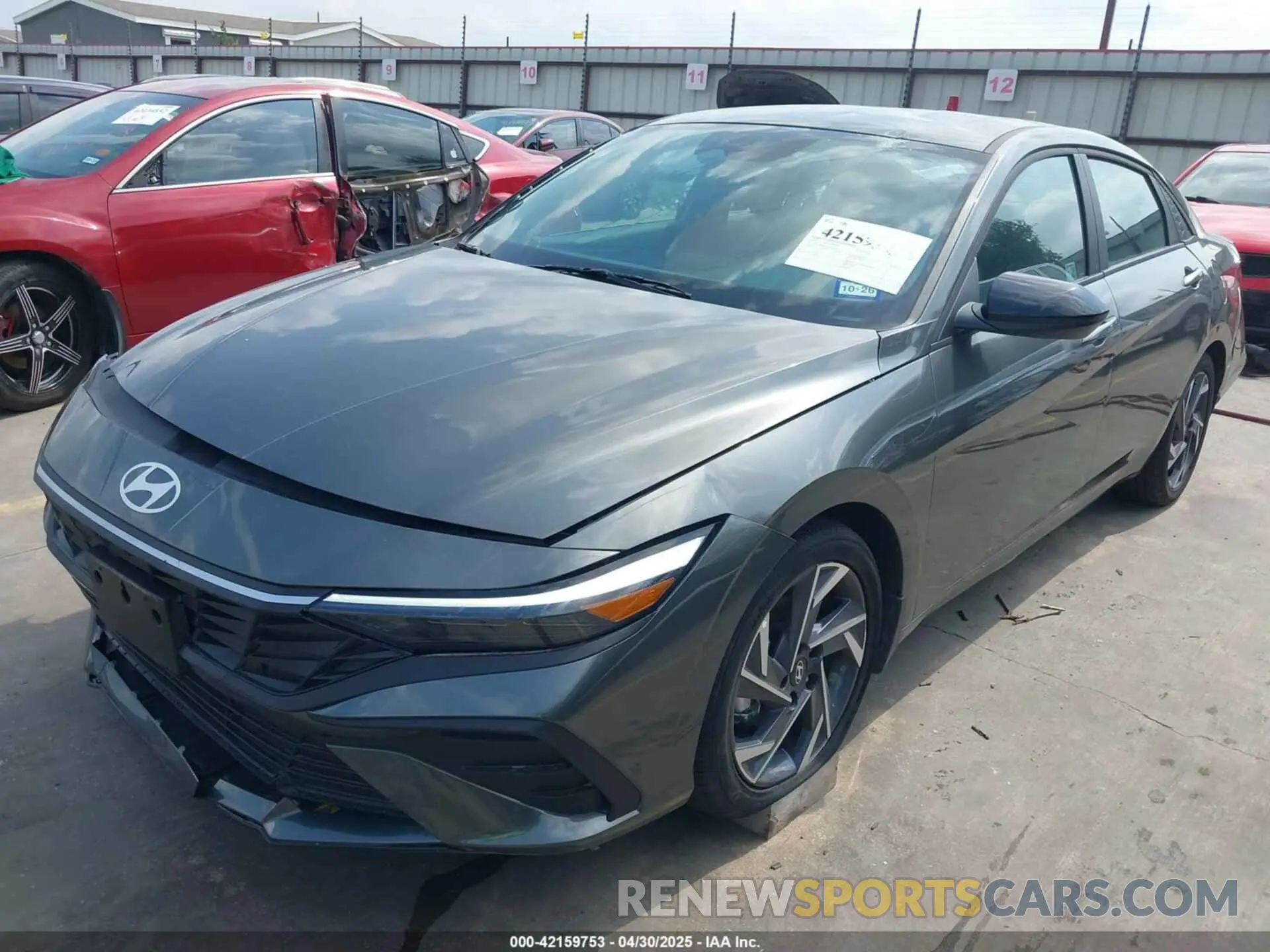 2 fotografías del automóvil dañado KMHLM4DG2SU878097 HYUNDAI ELANTRA 2025