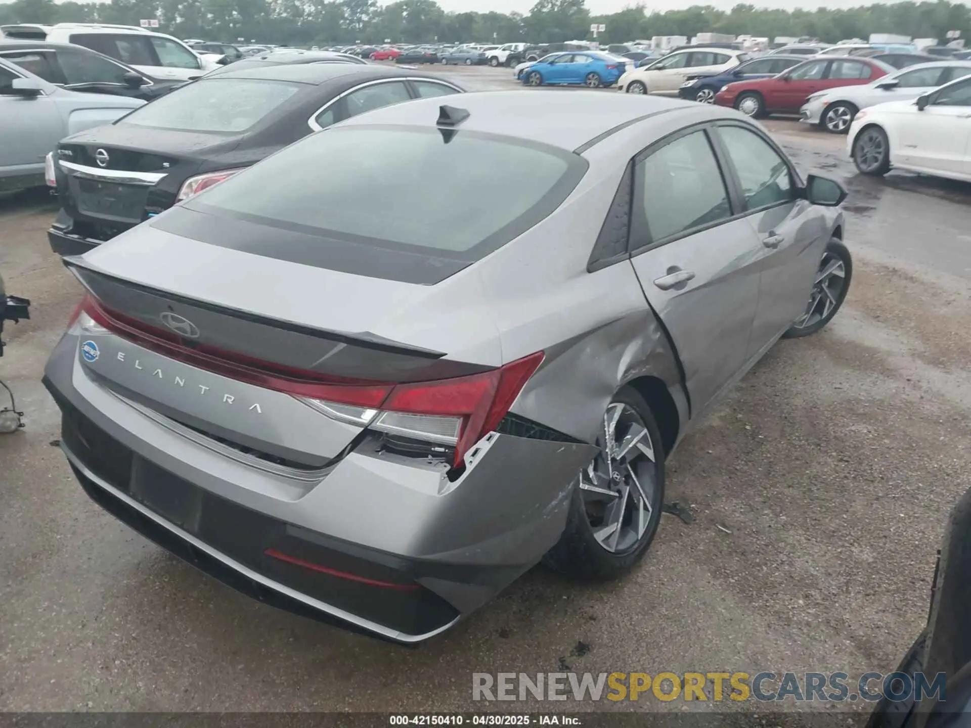 4 fotografías del automóvil dañado KMHLM4DG2SU887236 HYUNDAI ELANTRA 2025