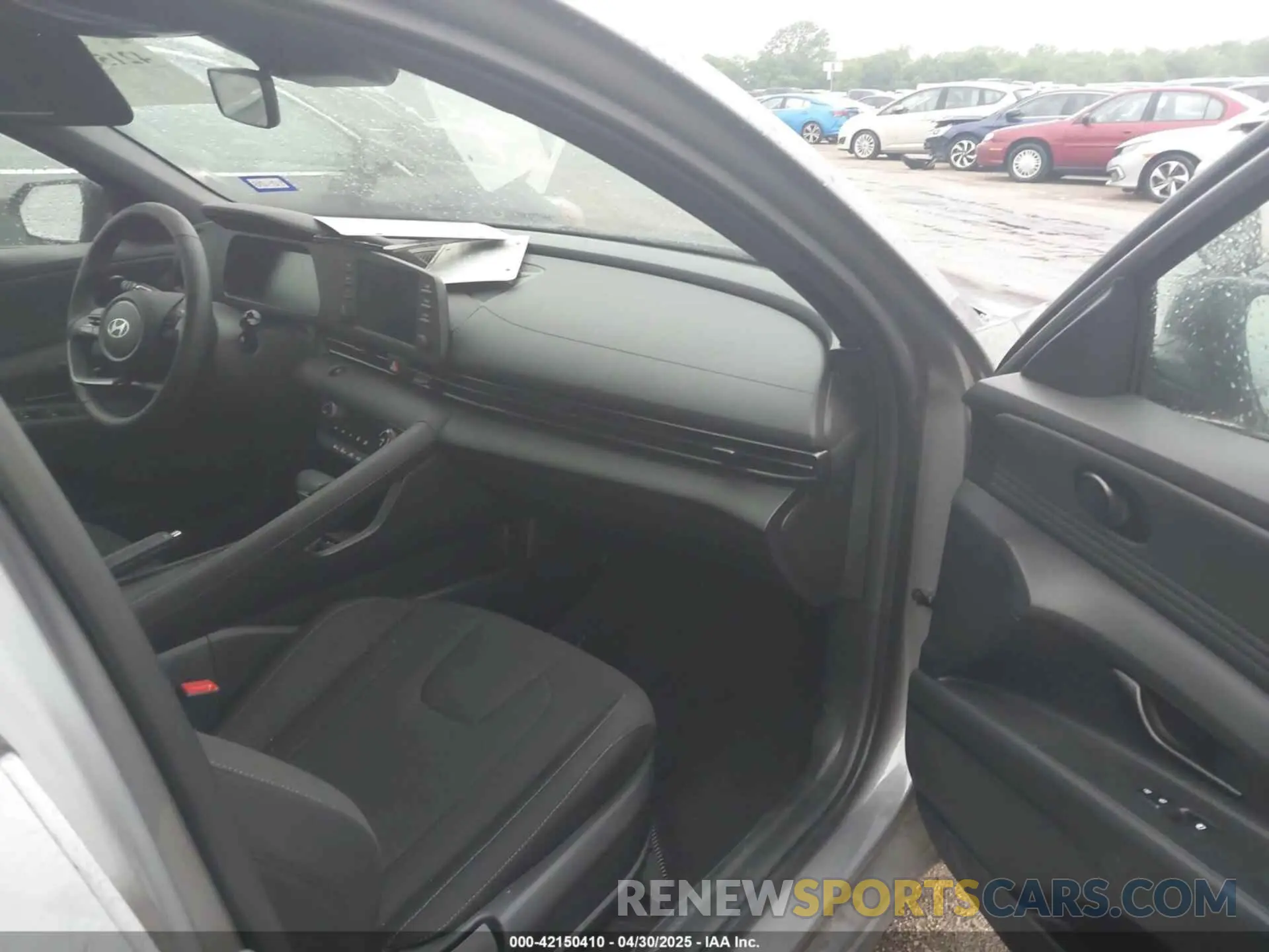 5 fotografías del automóvil dañado KMHLM4DG2SU887236 HYUNDAI ELANTRA 2025