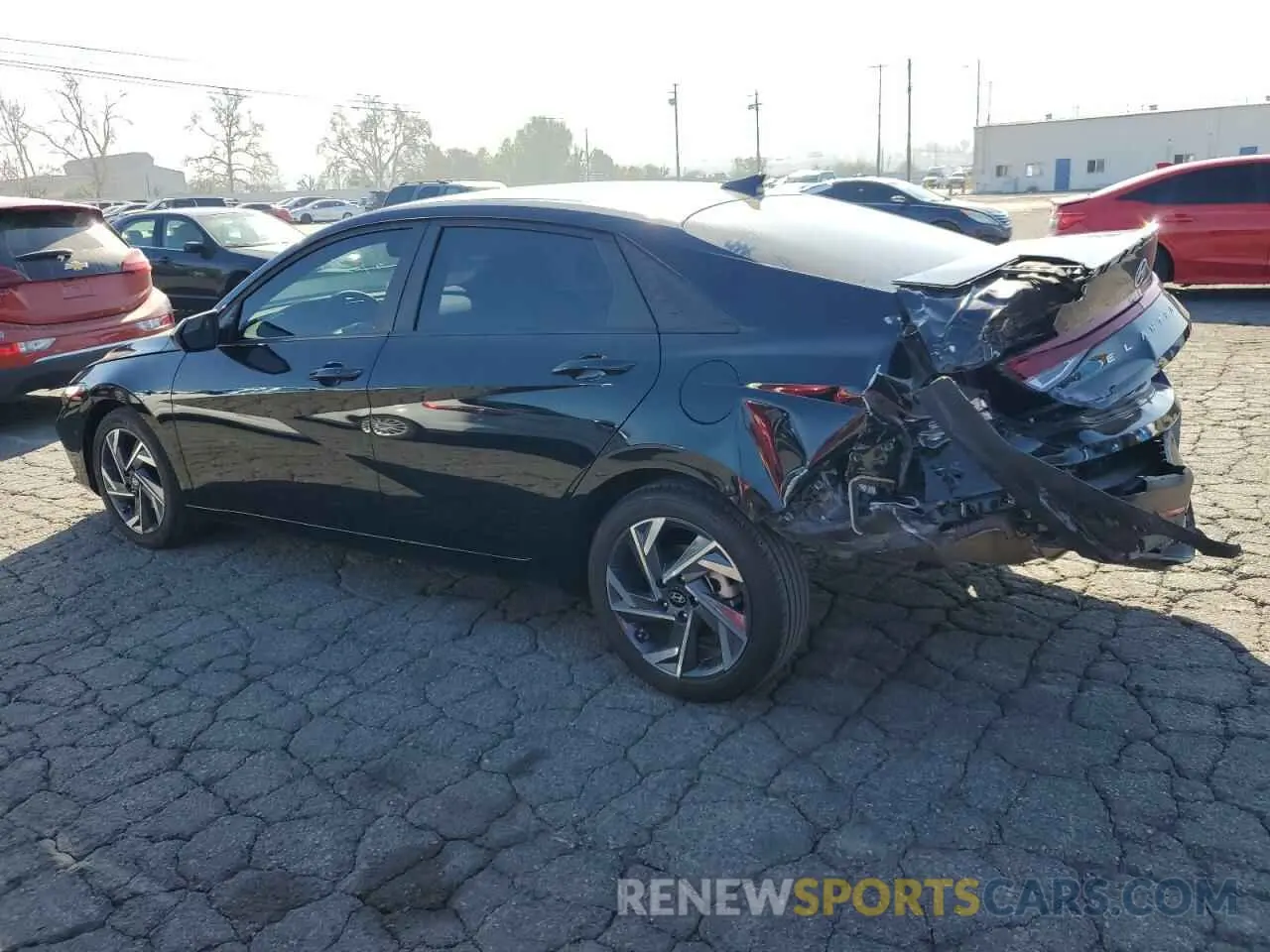 2 fotografías del automóvil dañado KMHLM4DG3SU869537 HYUNDAI ELANTRA 2025