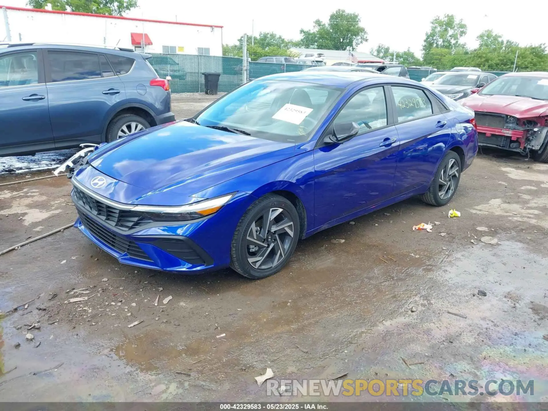 2 fotografías del automóvil dañado KMHLM4DG4SU001949 HYUNDAI ELANTRA 2025