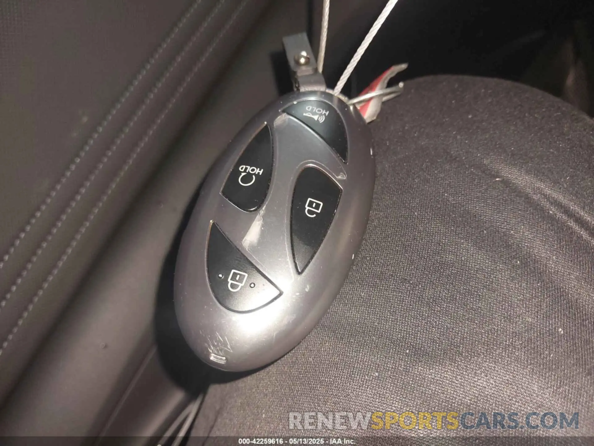 11 fotografías del automóvil dañado KMHLM4DG4SU914825 HYUNDAI ELANTRA 2025