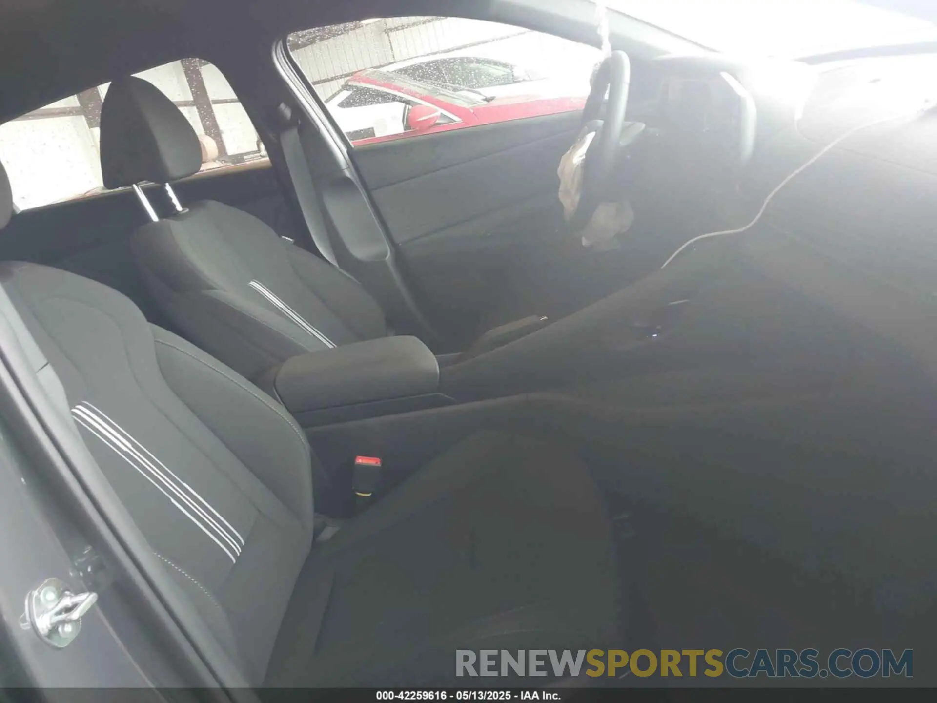 5 fotografías del automóvil dañado KMHLM4DG4SU914825 HYUNDAI ELANTRA 2025