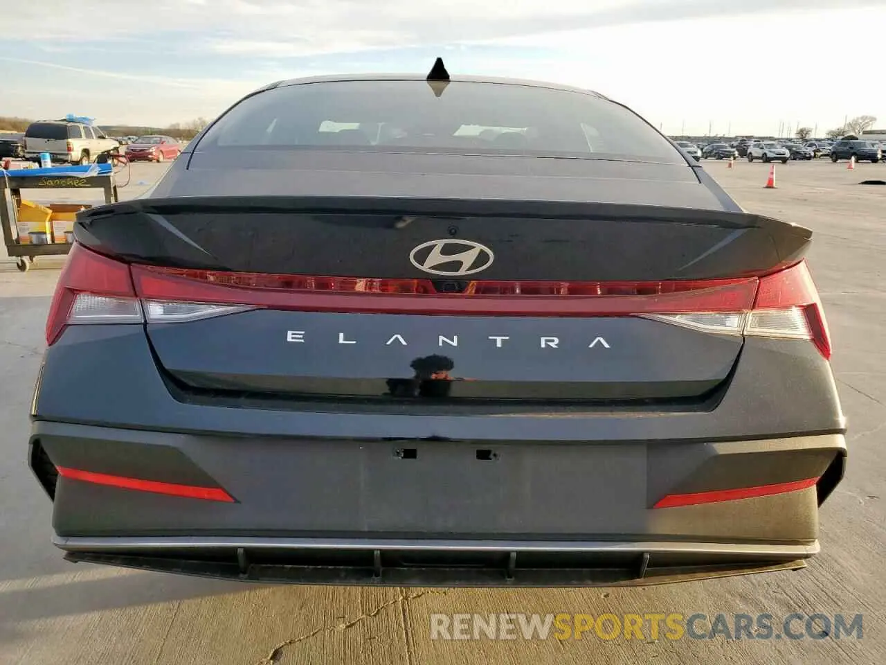 6 fotografías del automóvil dañado KMHLM4DG5SU917748 HYUNDAI ELANTRA 2025