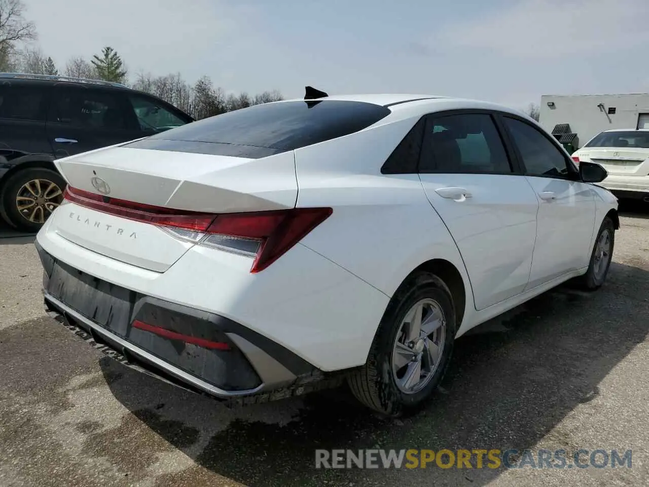 3 fotografías del automóvil dañado KMHLM4DG6SU861108 HYUNDAI ELANTRA 2025