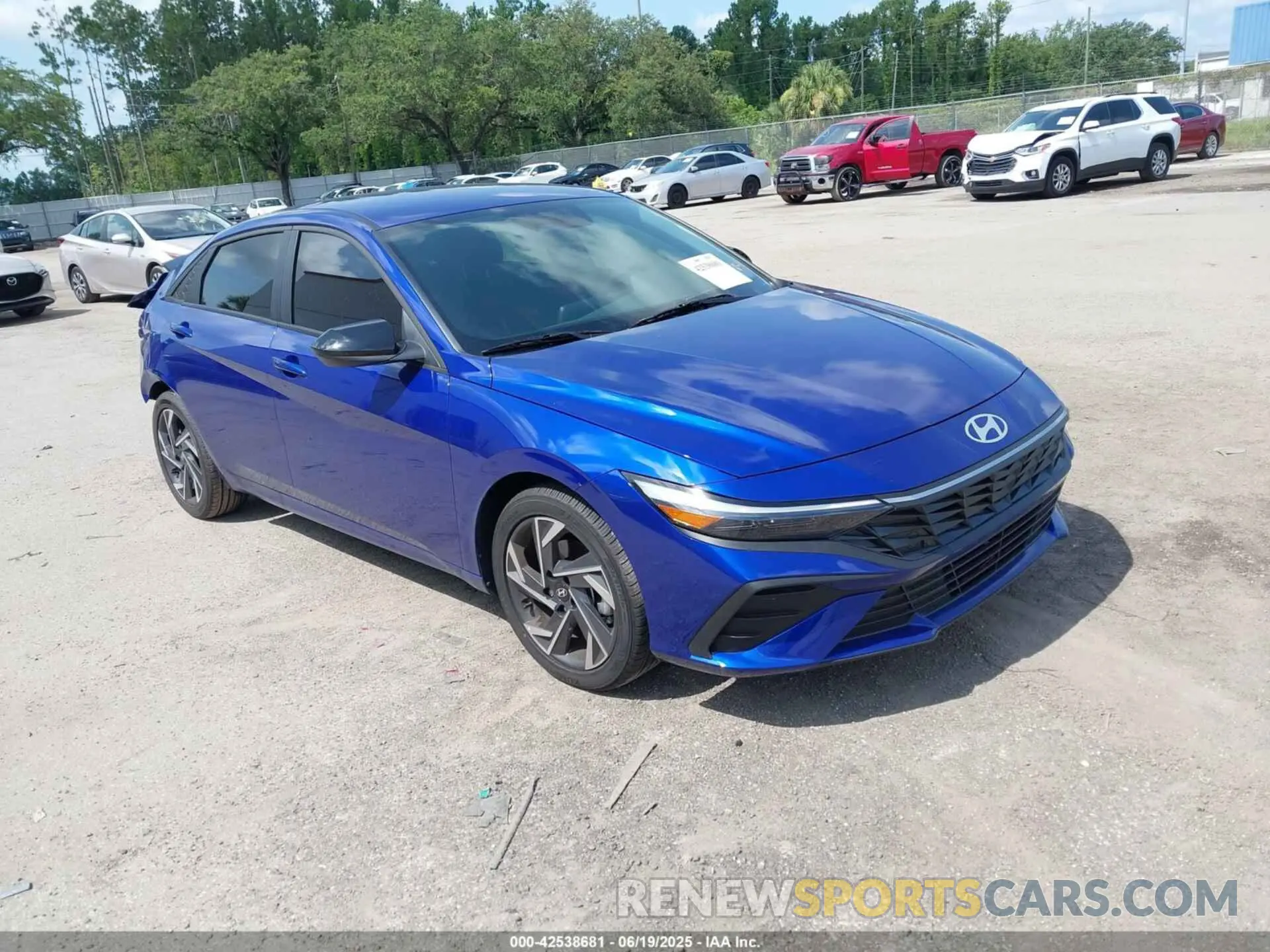 1 fotografías del automóvil dañado KMHLM4DG6SU998632 HYUNDAI ELANTRA 2025