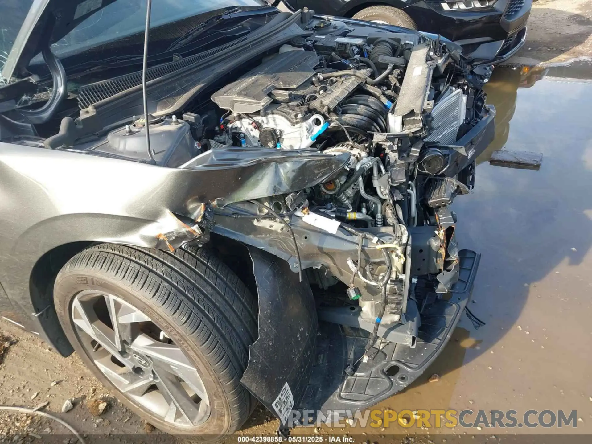 17 fotografías del automóvil dañado KMHLM4DG8SU882039 HYUNDAI ELANTRA 2025