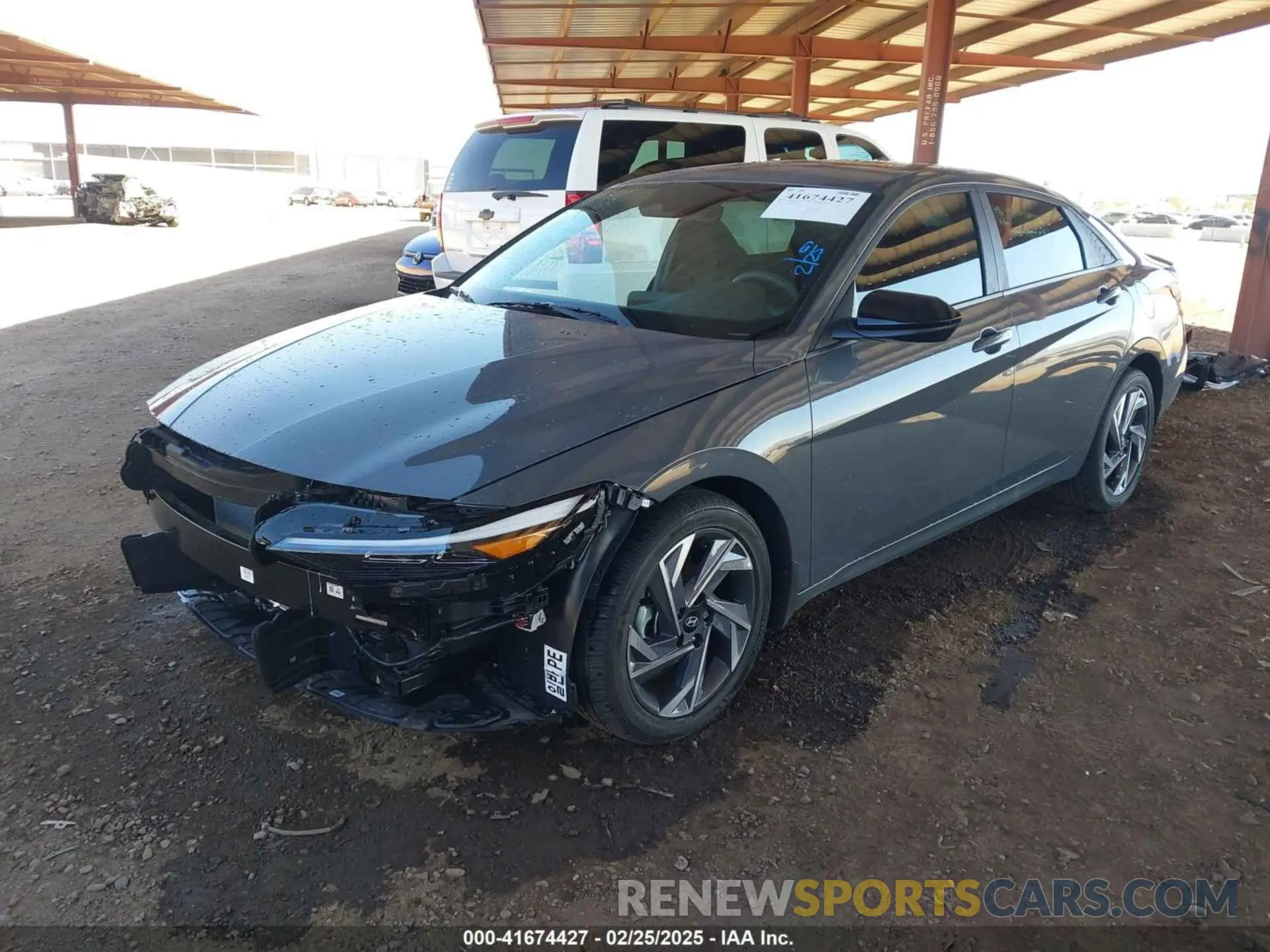 2 fotografías del automóvil dañado KMHLM4DG9SU869378 HYUNDAI ELANTRA 2025