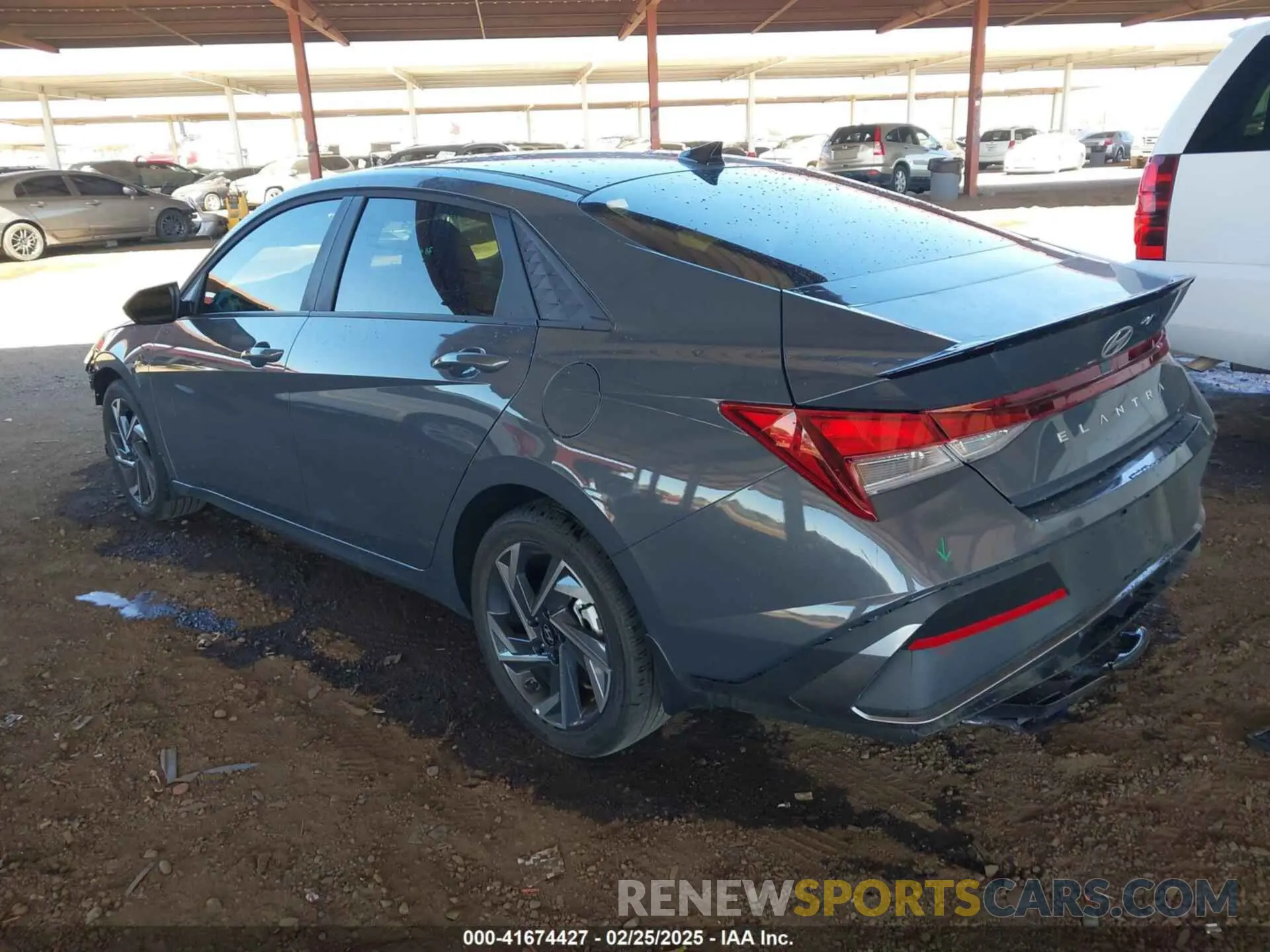 3 fotografías del automóvil dañado KMHLM4DG9SU869378 HYUNDAI ELANTRA 2025
