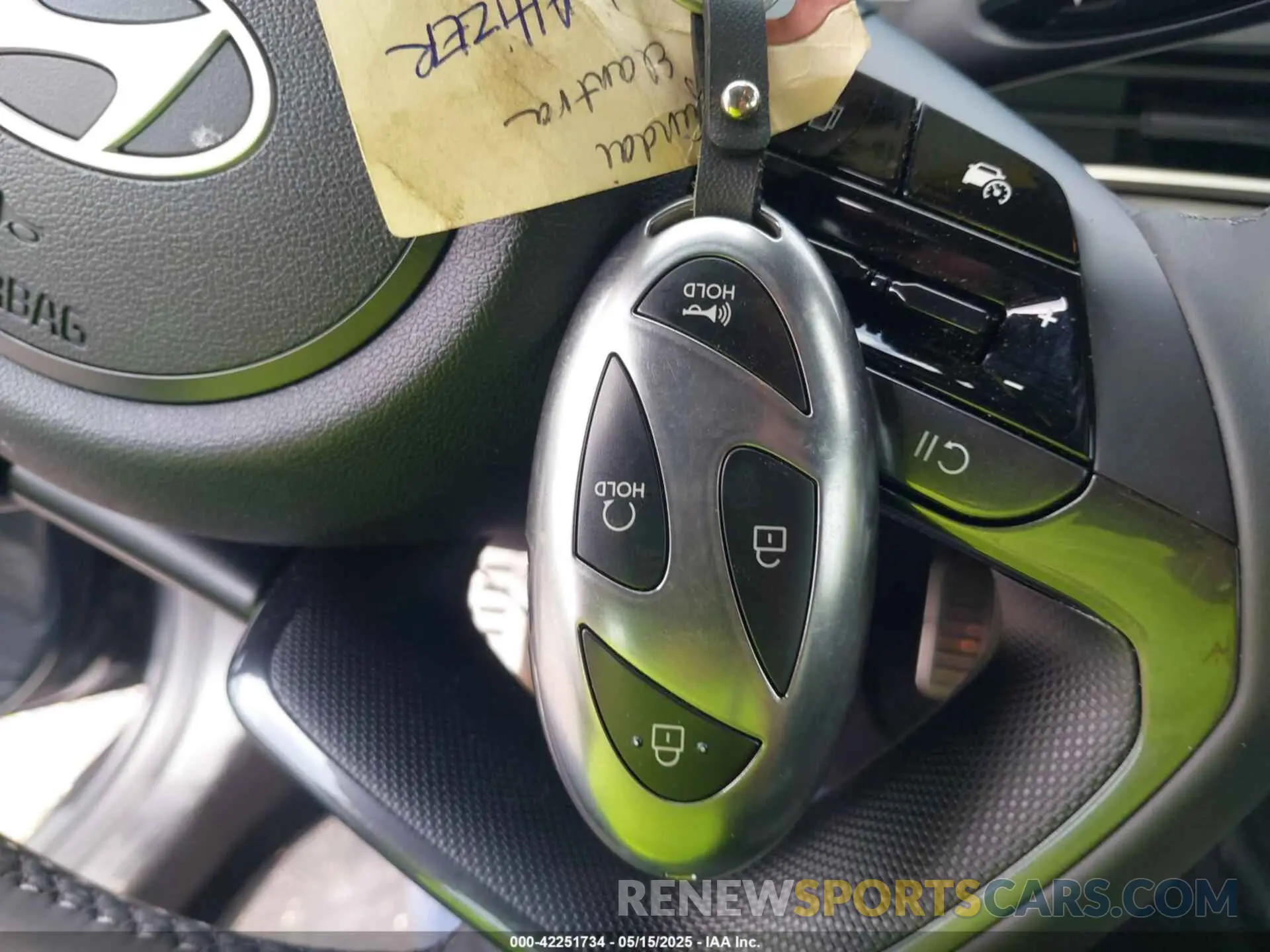 11 fotografías del automóvil dañado KMHLM4DG9SU895317 HYUNDAI ELANTRA 2025