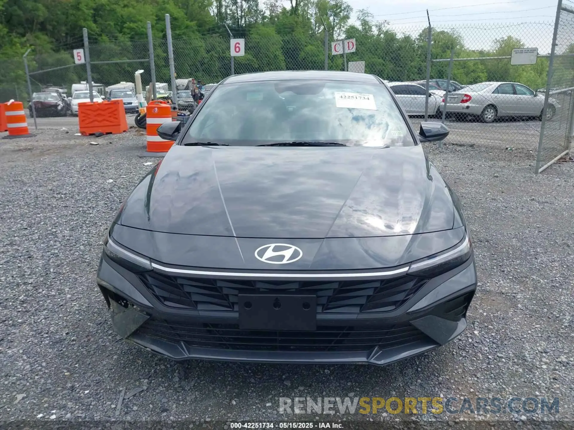 12 fotografías del automóvil dañado KMHLM4DG9SU895317 HYUNDAI ELANTRA 2025