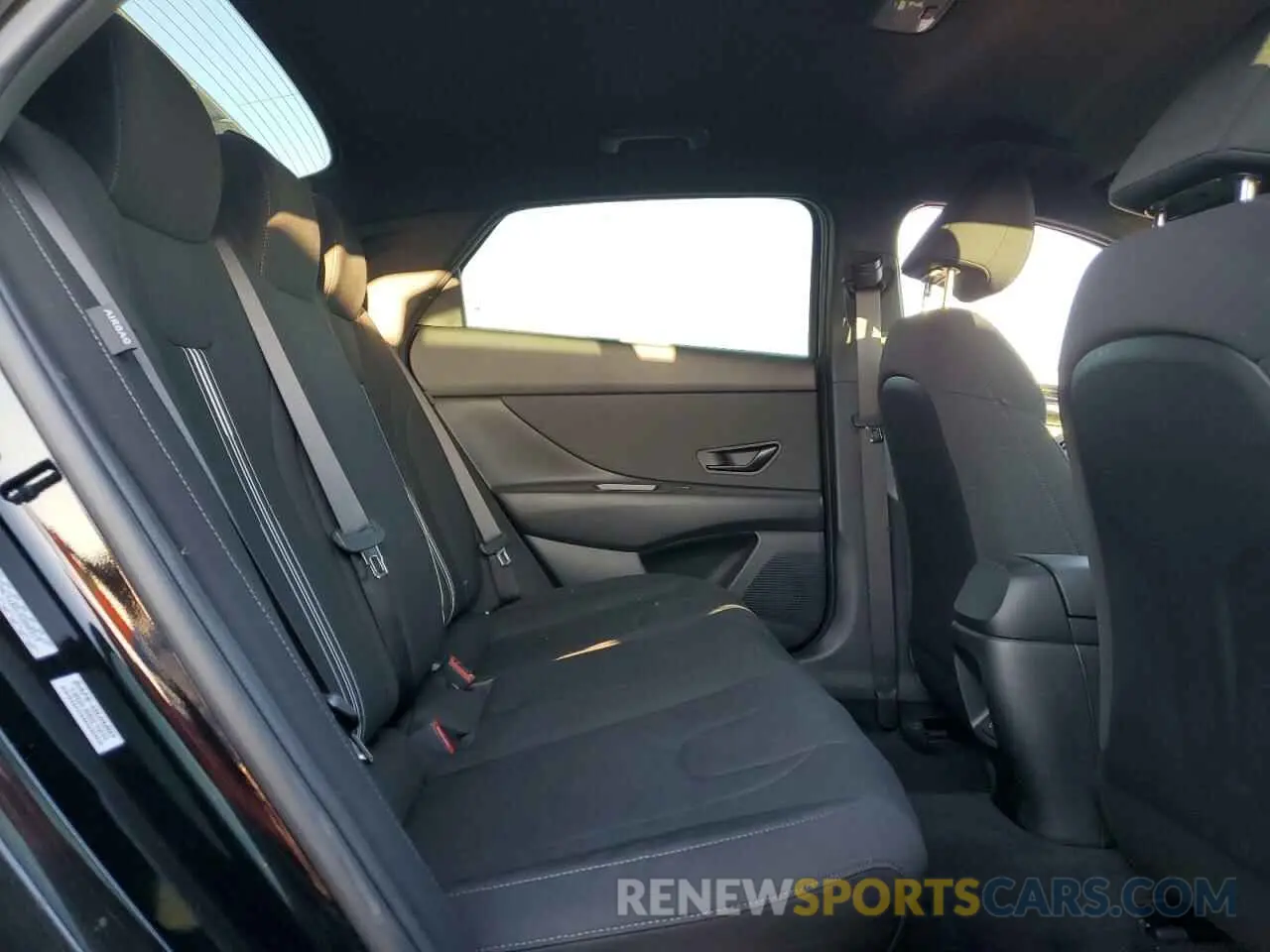 10 fotografías del automóvil dañado KMHLM4DGXSU868319 HYUNDAI ELANTRA 2025