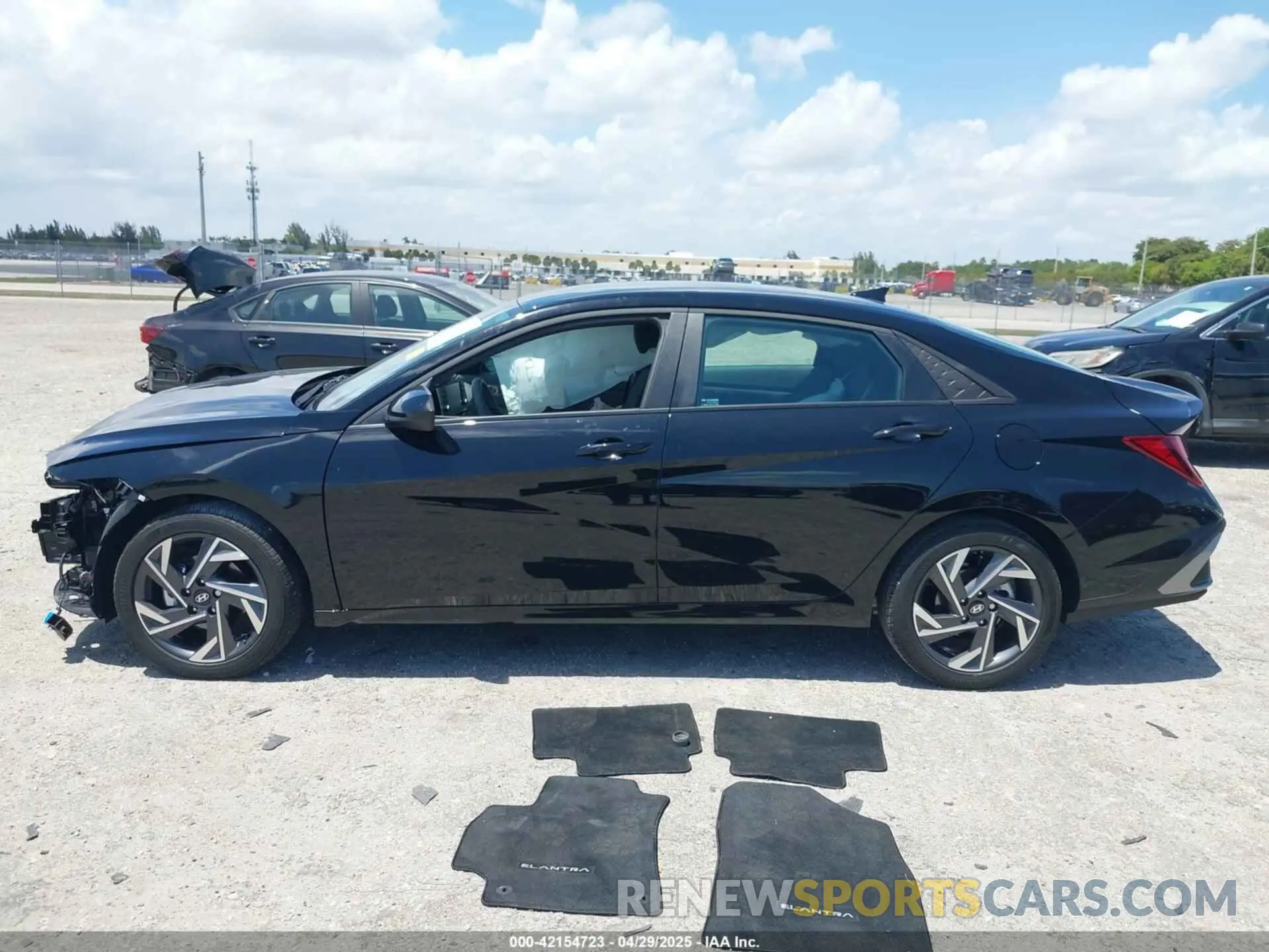 15 fotografías del automóvil dañado KMHLM4DGXSU949482 HYUNDAI ELANTRA 2025