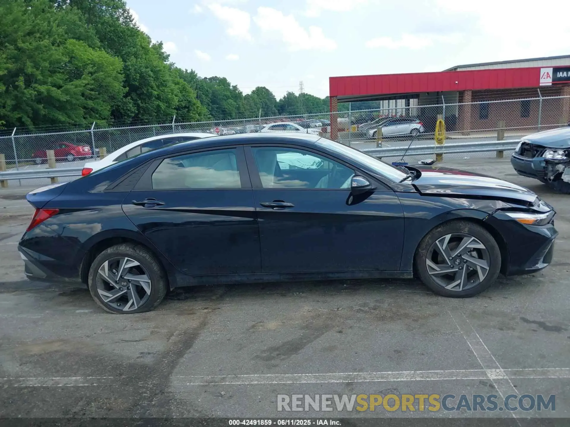 14 fotografías del automóvil dañado KMHLM4DGXSU962006 HYUNDAI ELANTRA 2025