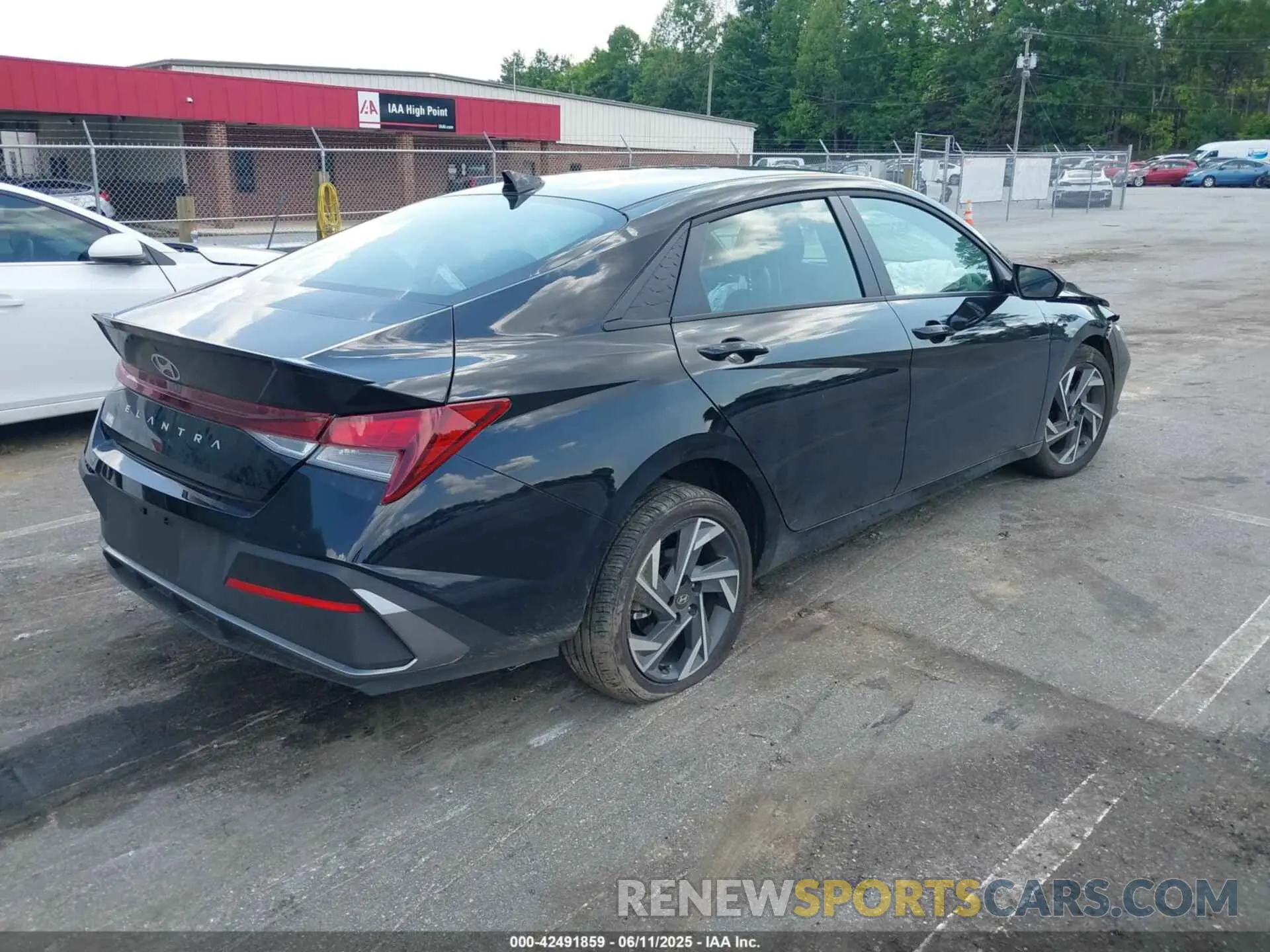 4 fotografías del automóvil dañado KMHLM4DGXSU962006 HYUNDAI ELANTRA 2025