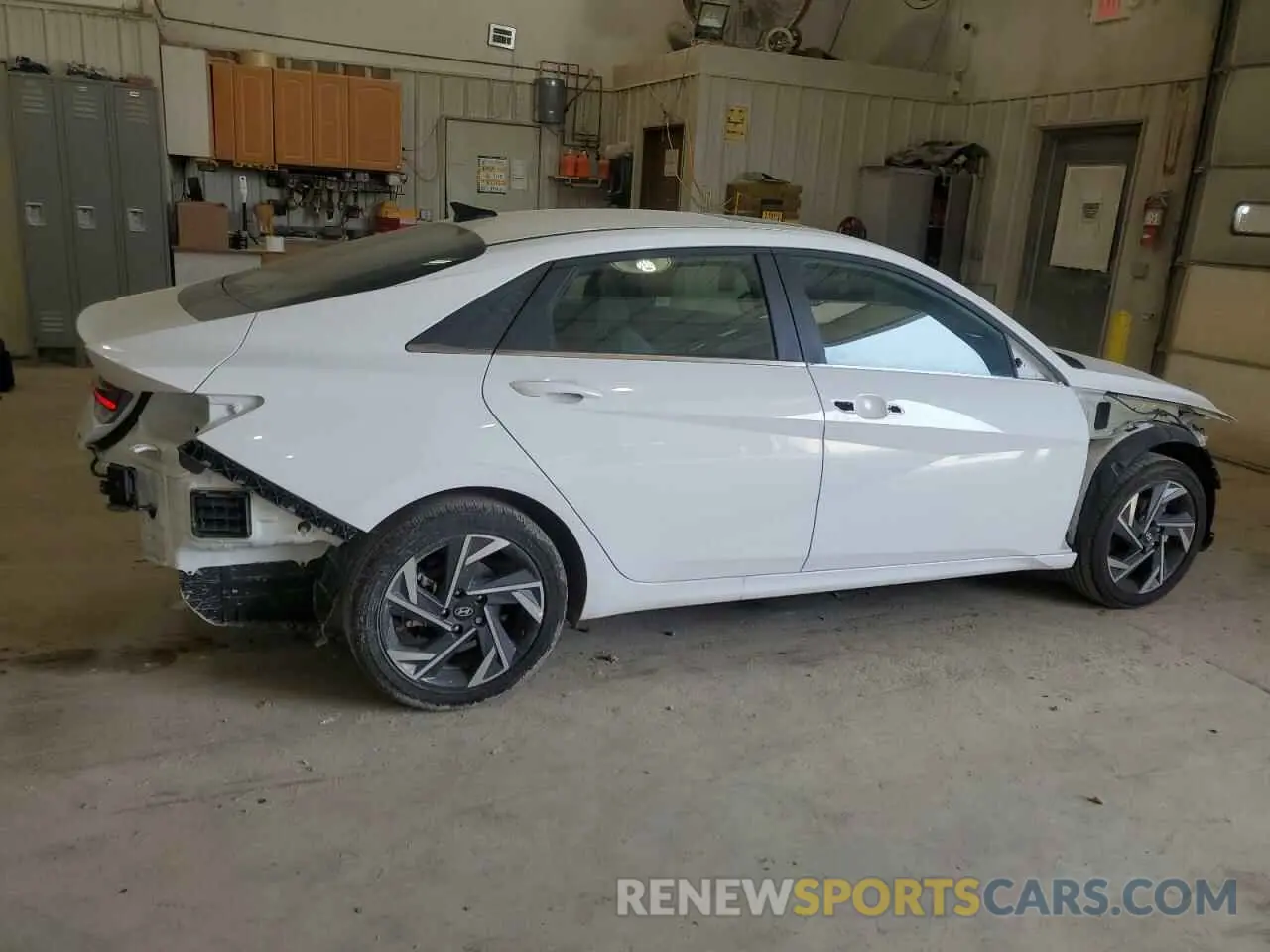 3 fotografías del automóvil dañado KMHLN4DJ4SU125373 HYUNDAI ELANTRA 2025