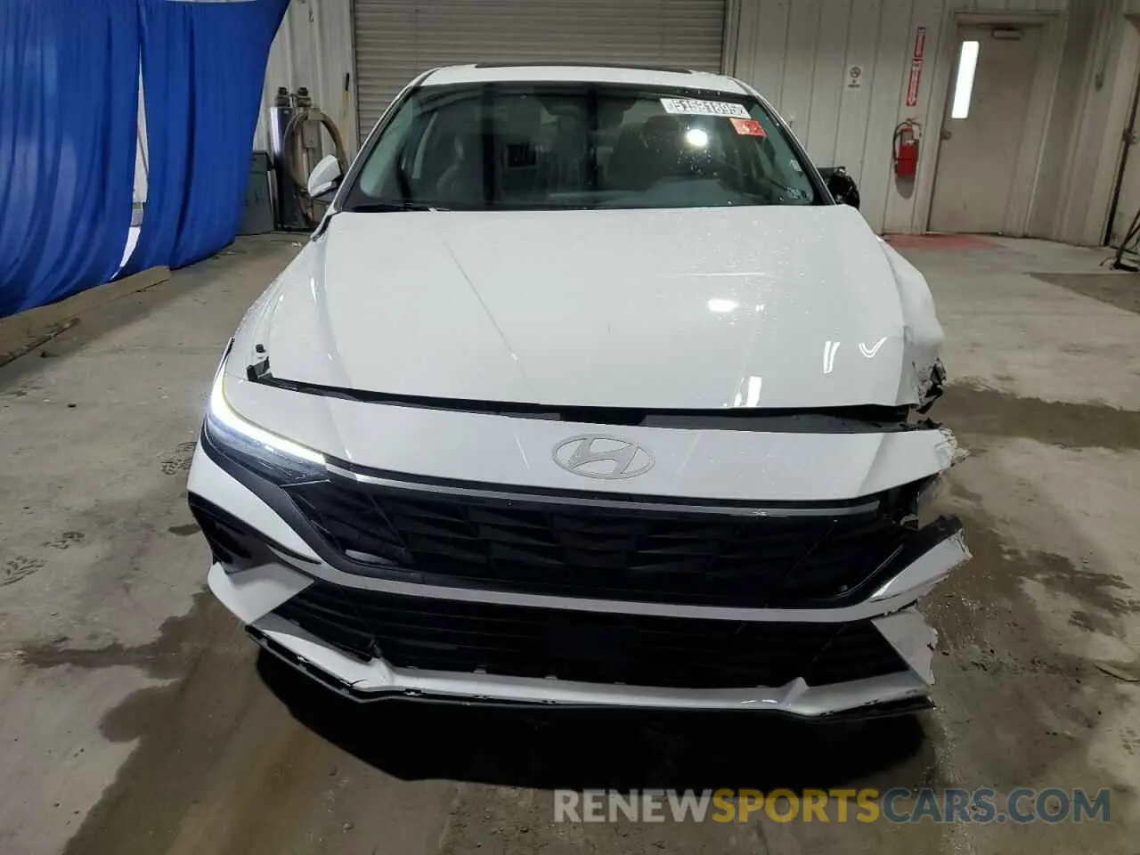 5 fotografías del automóvil dañado KMHLP4DG3SU908375 HYUNDAI ELANTRA 2025